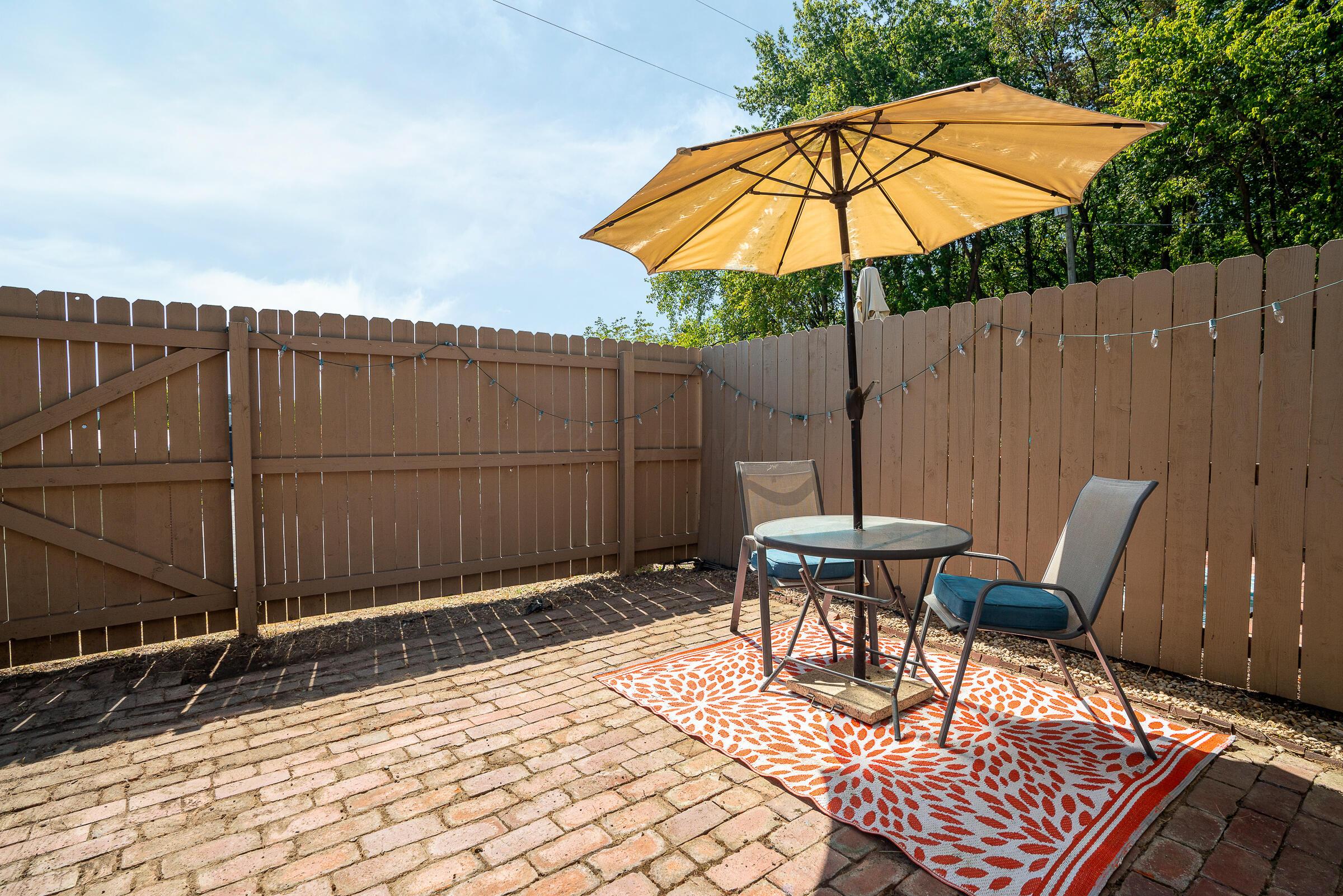 1379 Bluff Avenue, A