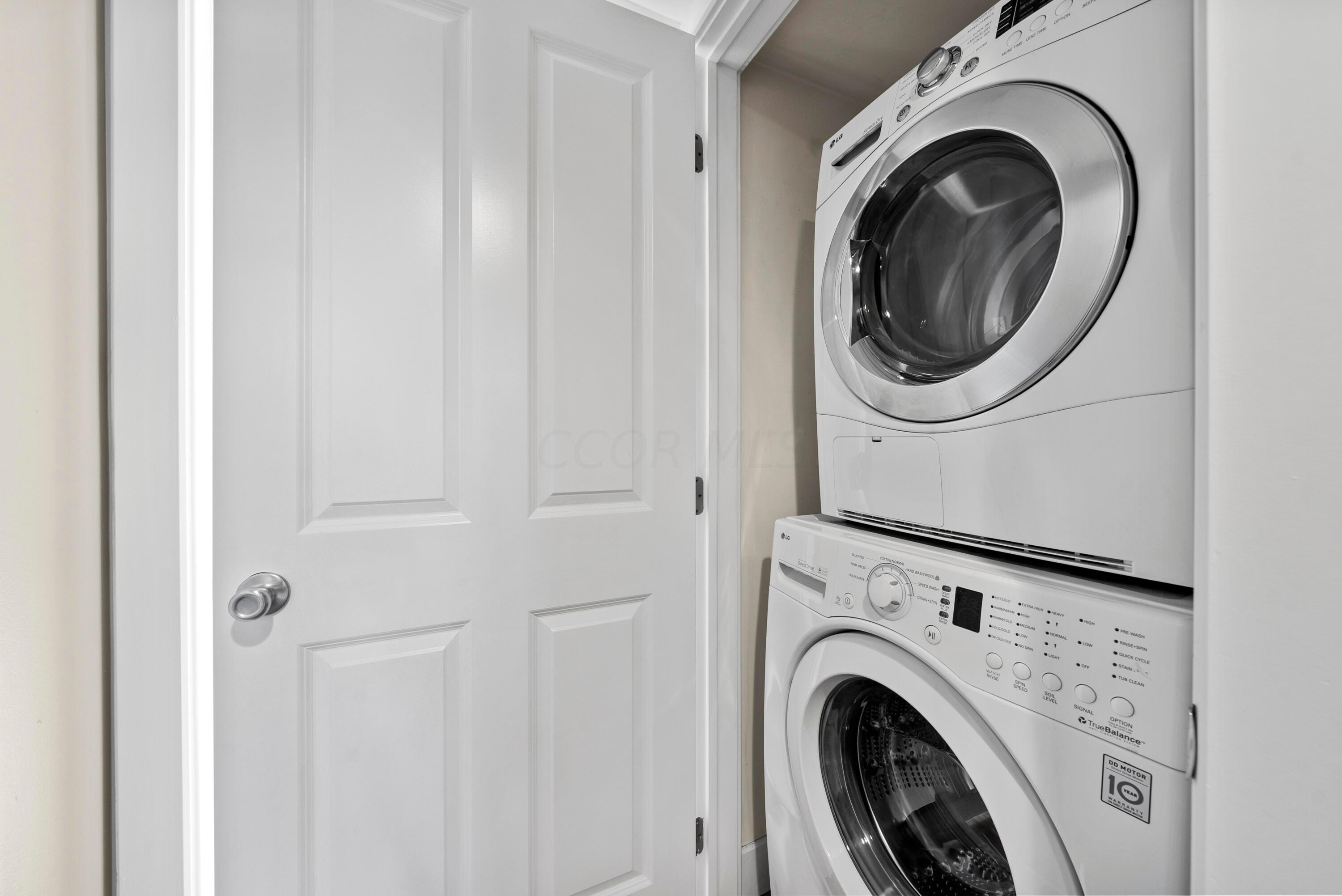 1276 N High Street, 202