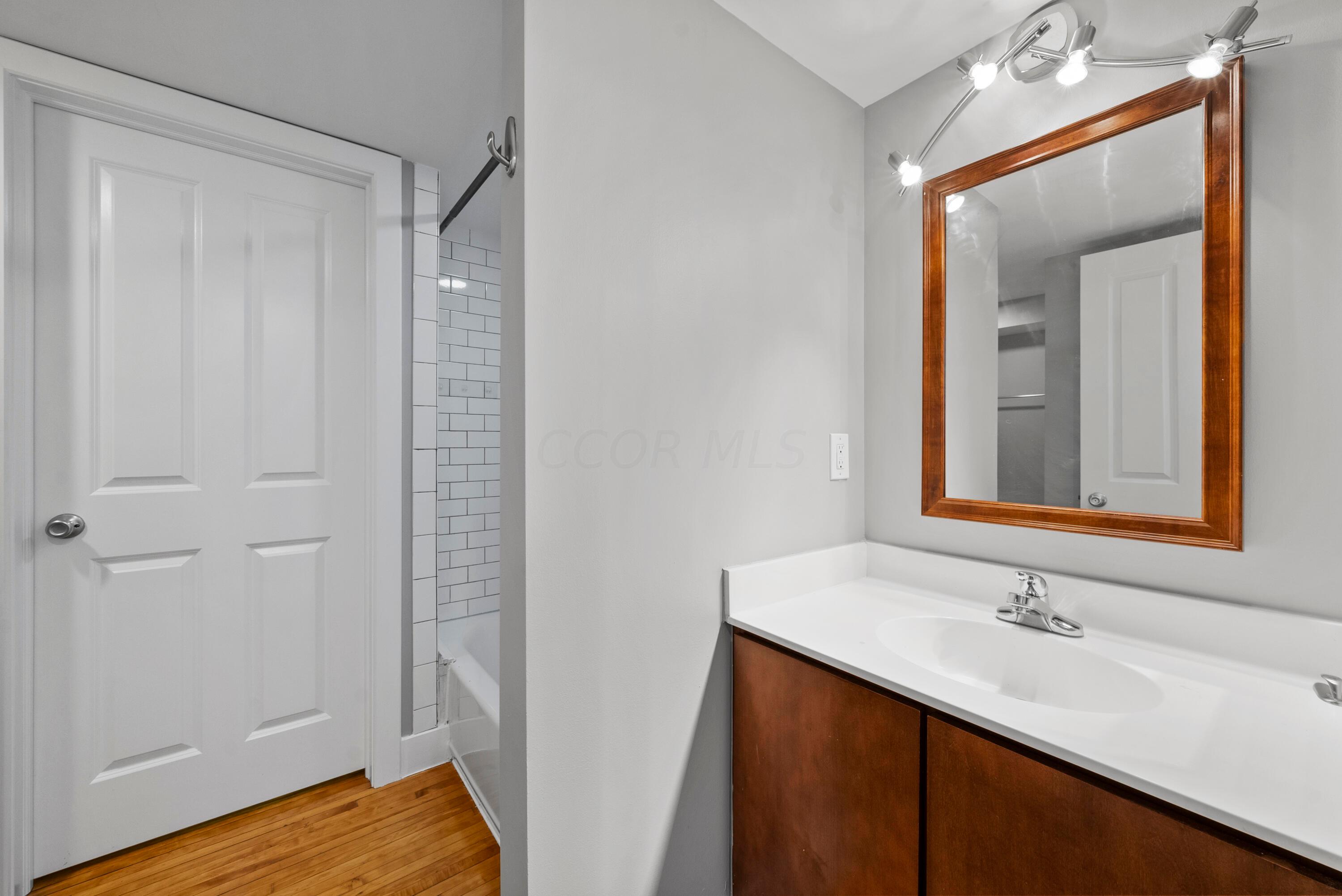 1276 N High Street, 202