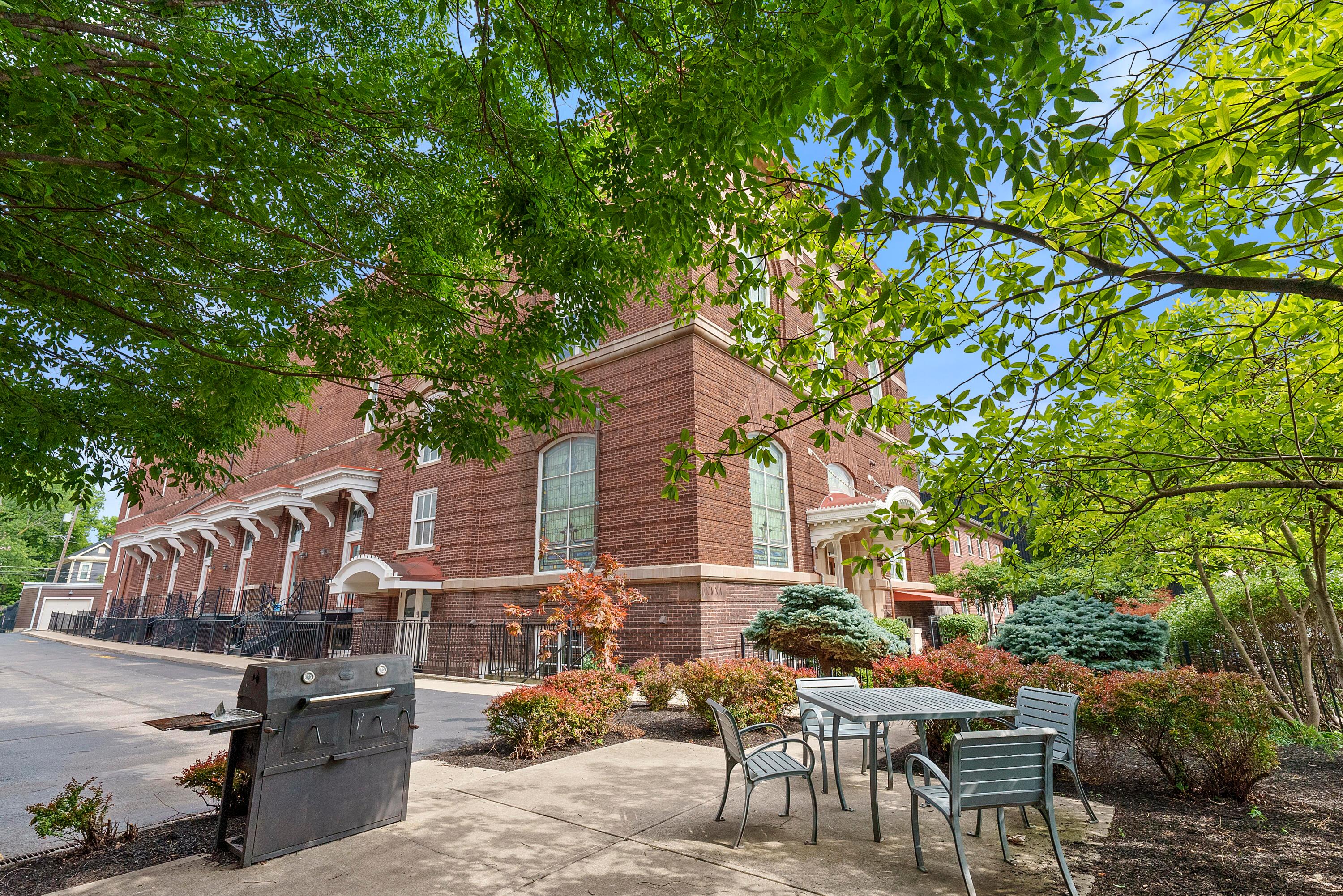 1276 N High Street, 202