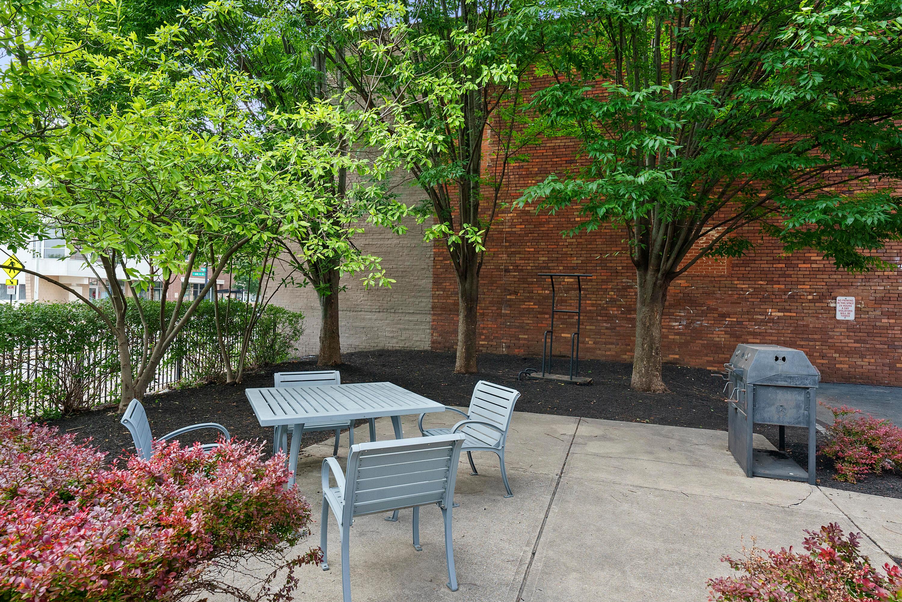 1276 N High Street, 202