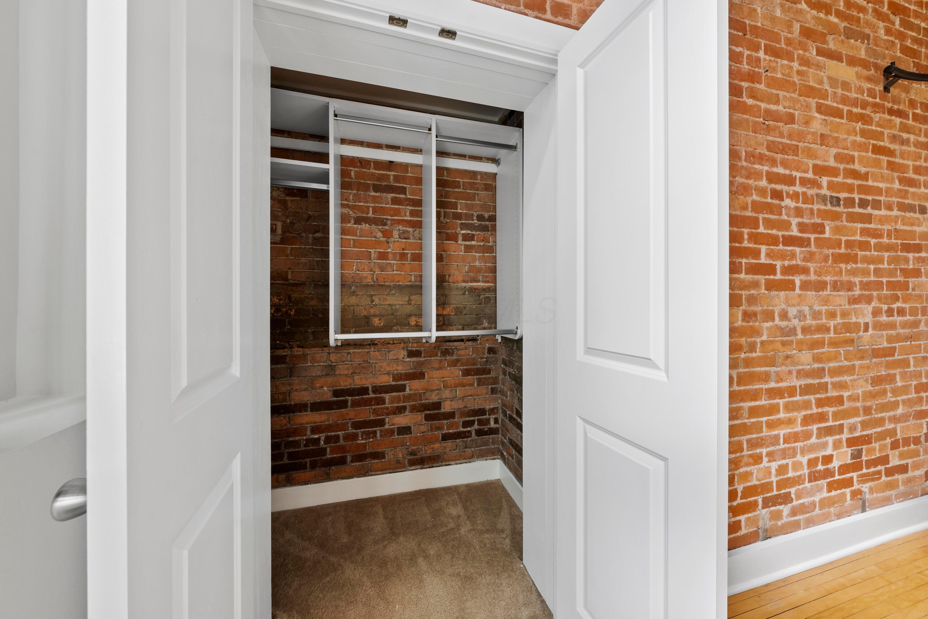 1276 N High Street, 202