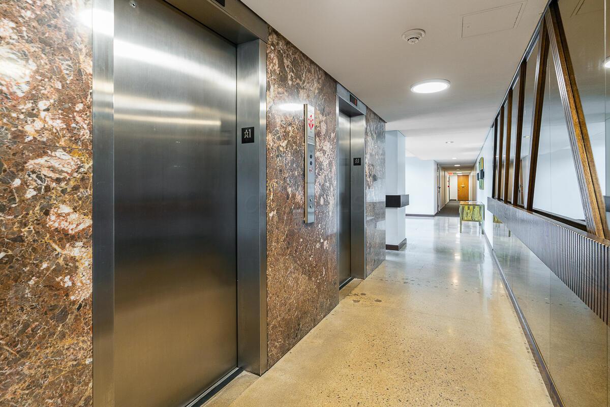 1000 Urlin Avenue, 2215