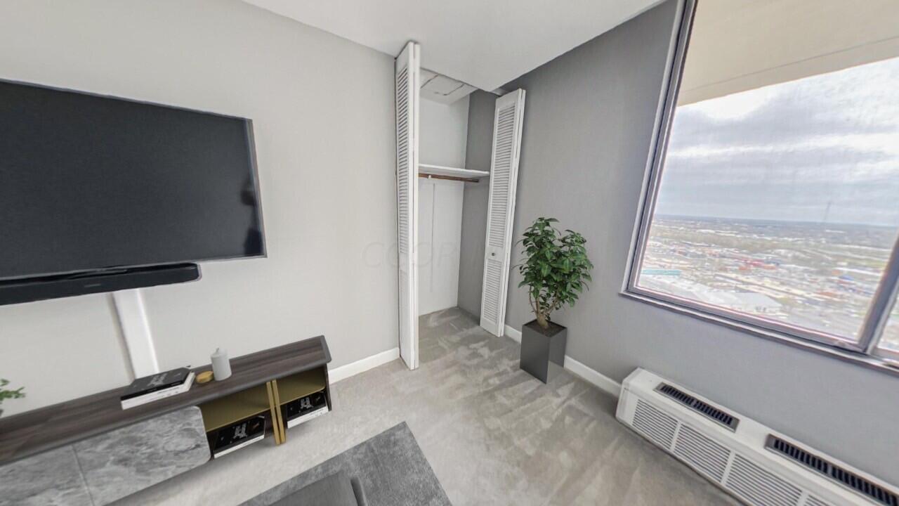 1000 Urlin Avenue, 2215