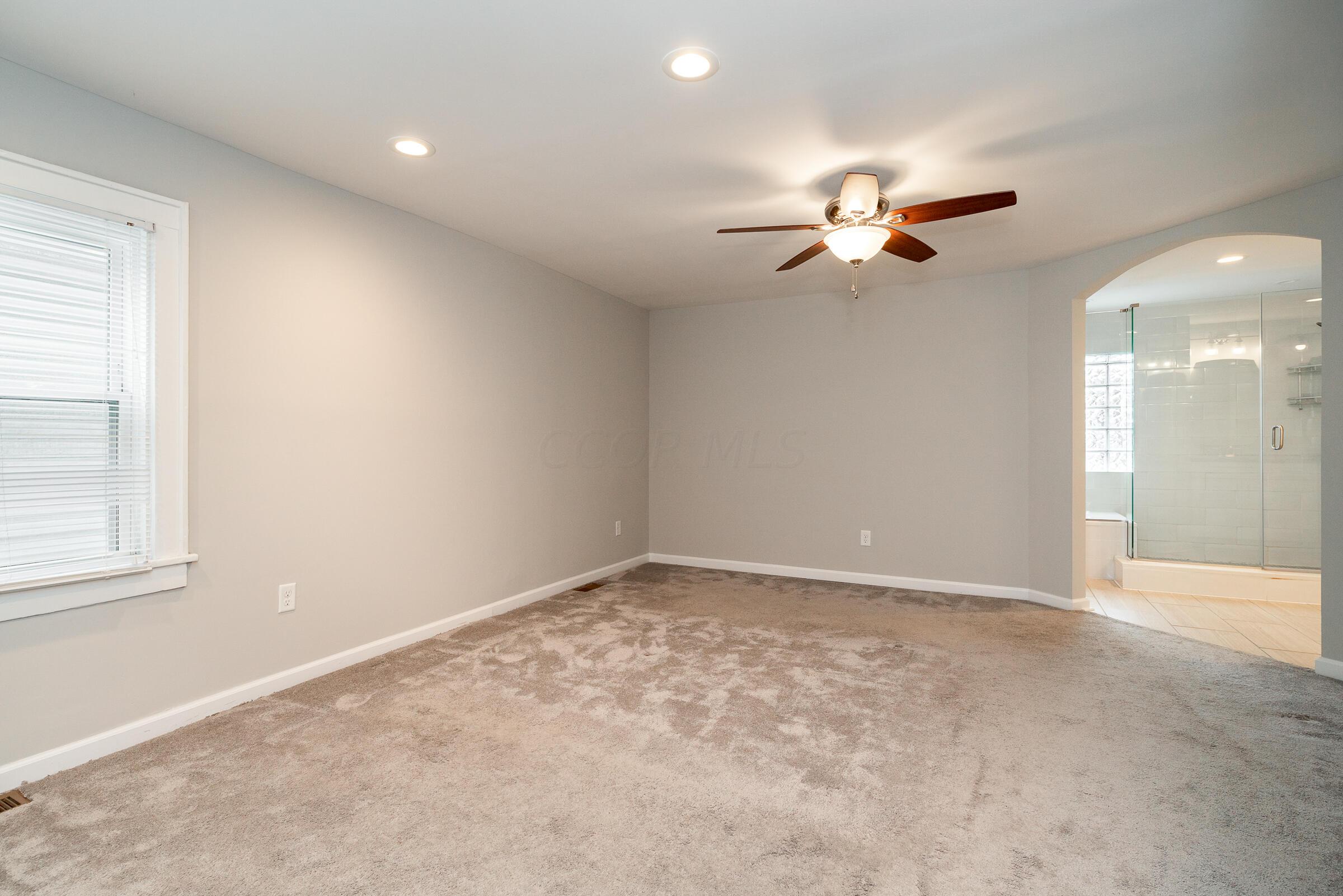 874 Carpenter Street