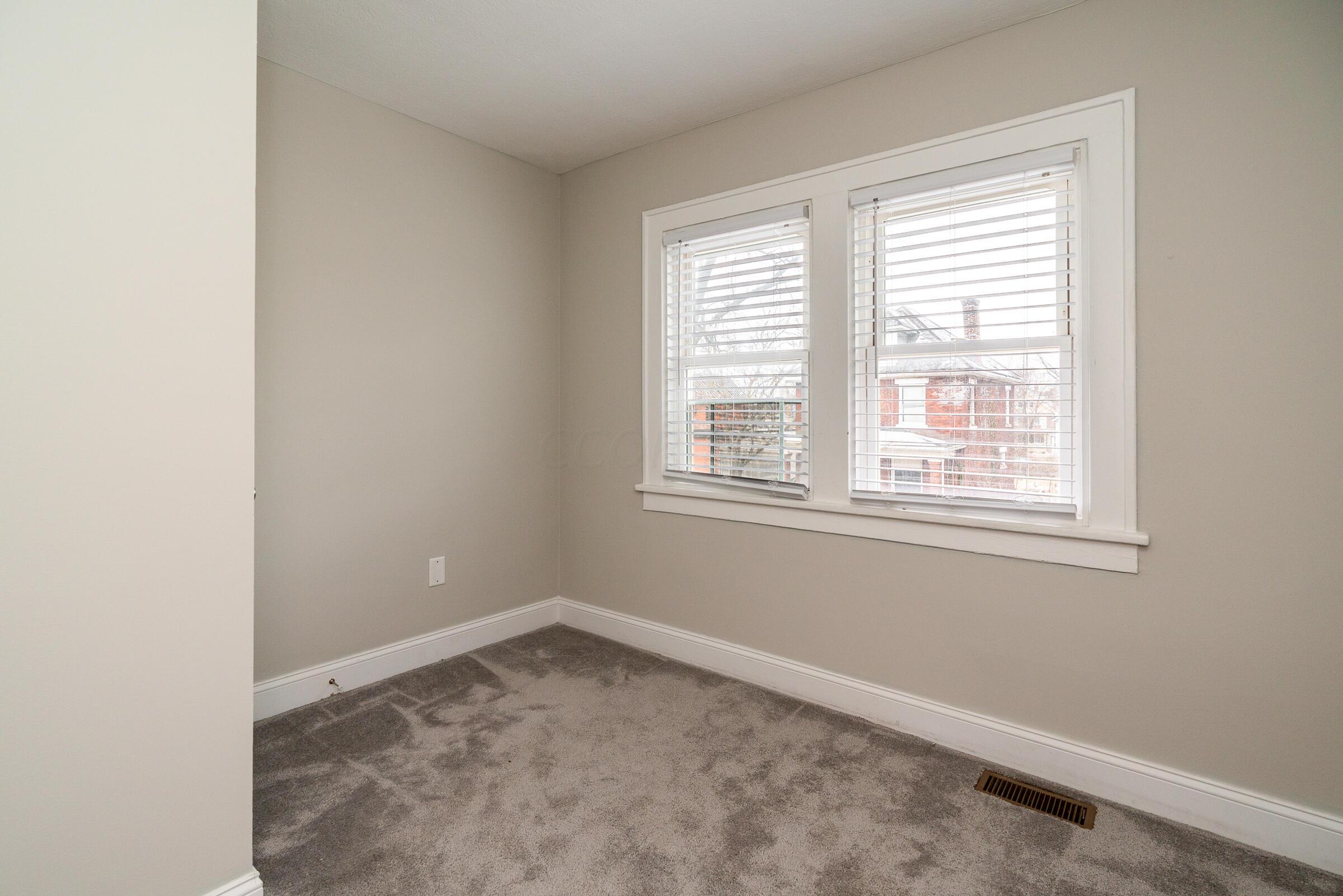 874 Carpenter Street