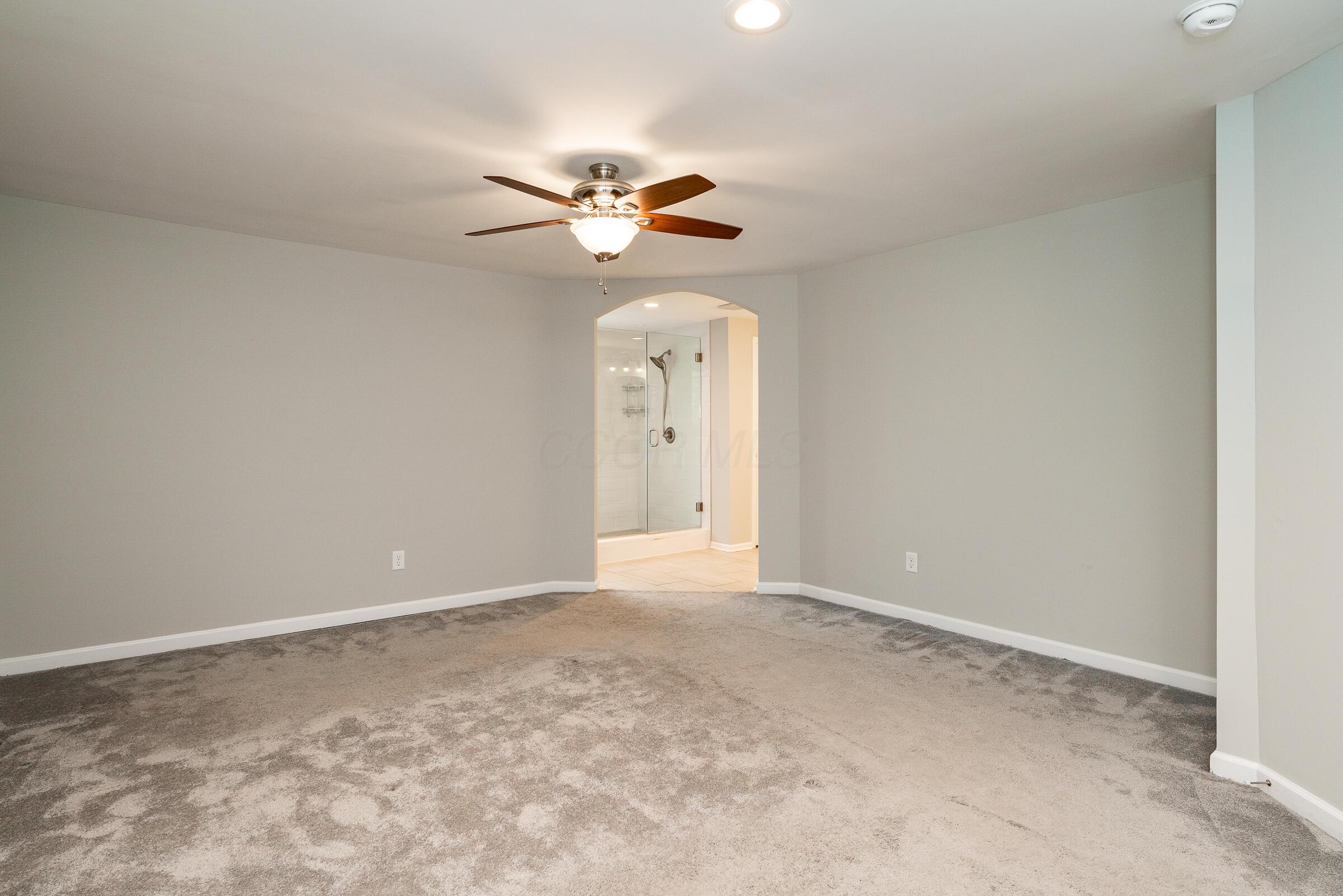 874 Carpenter Street