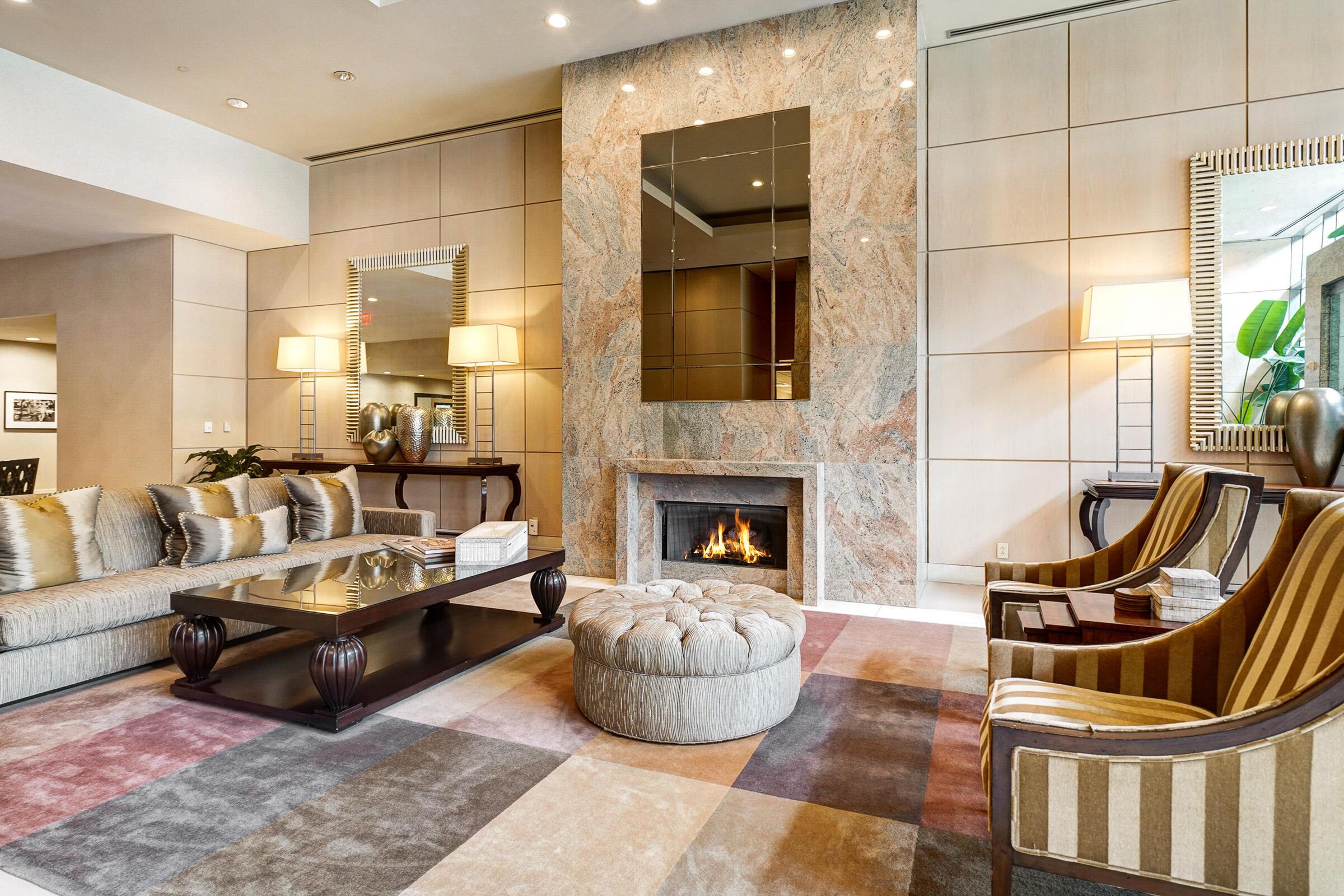 1 Miranova Place, 610