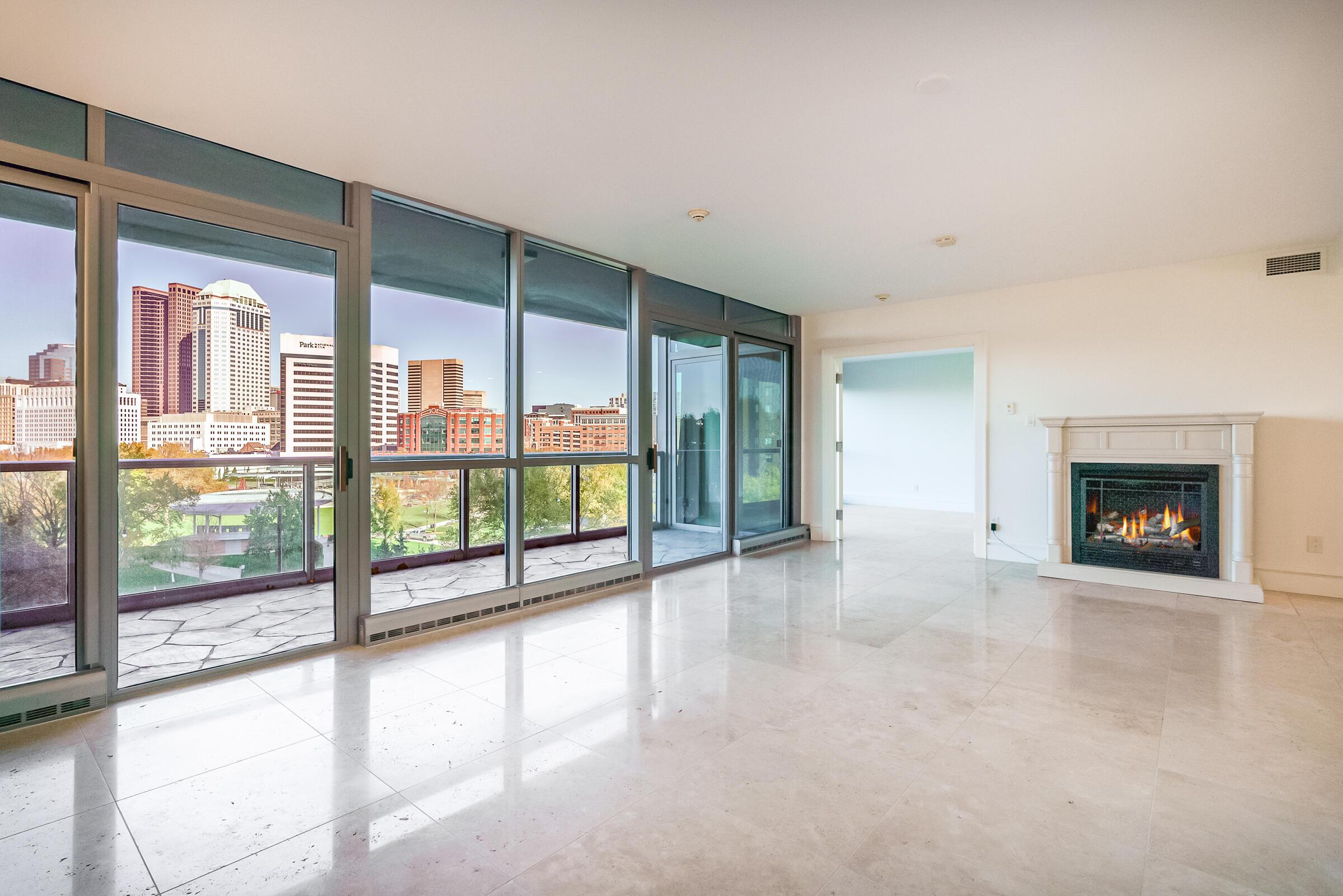 1 Miranova Place, 610