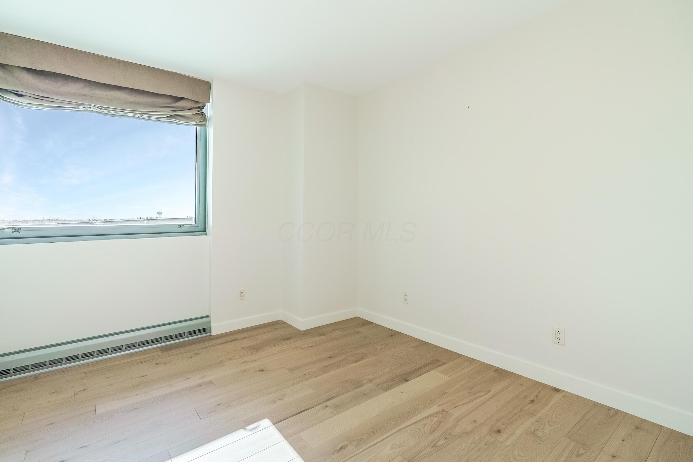 1 Miranova Place, 610