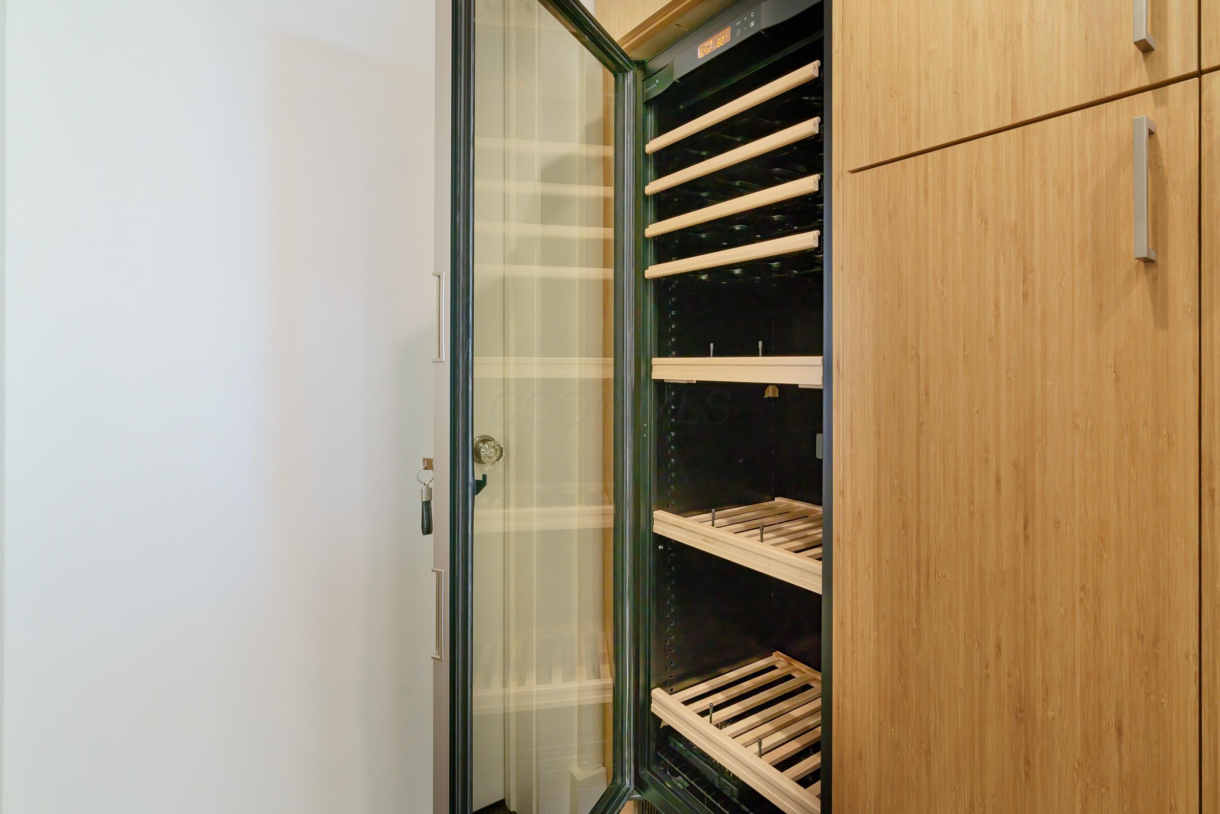 1 Miranova Place, 610