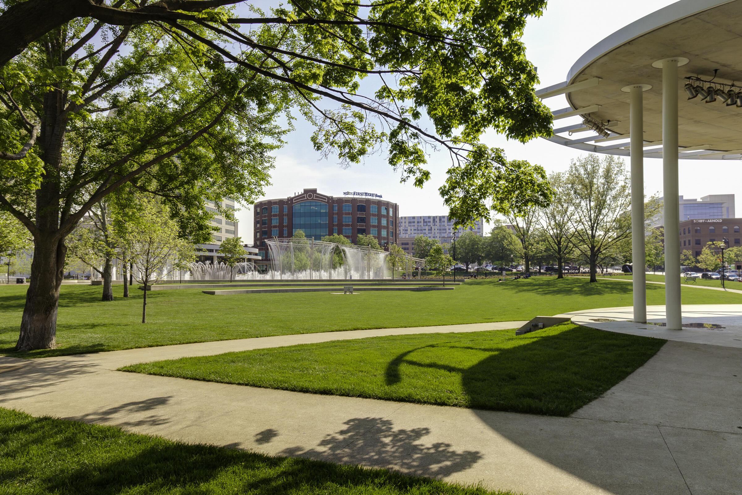 1 Miranova Place, 610