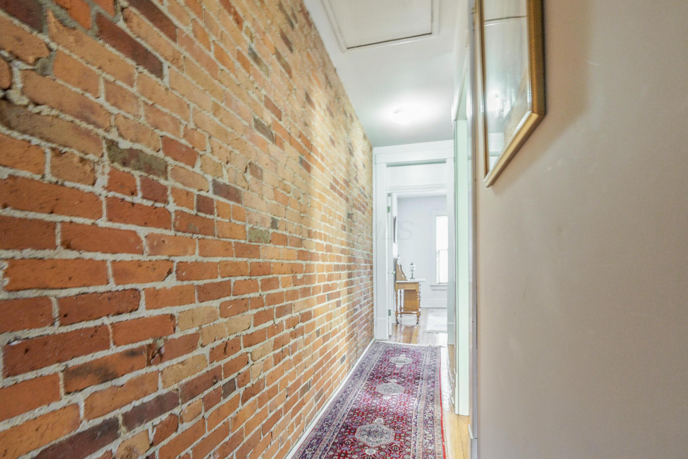 699-701 S 6th Street