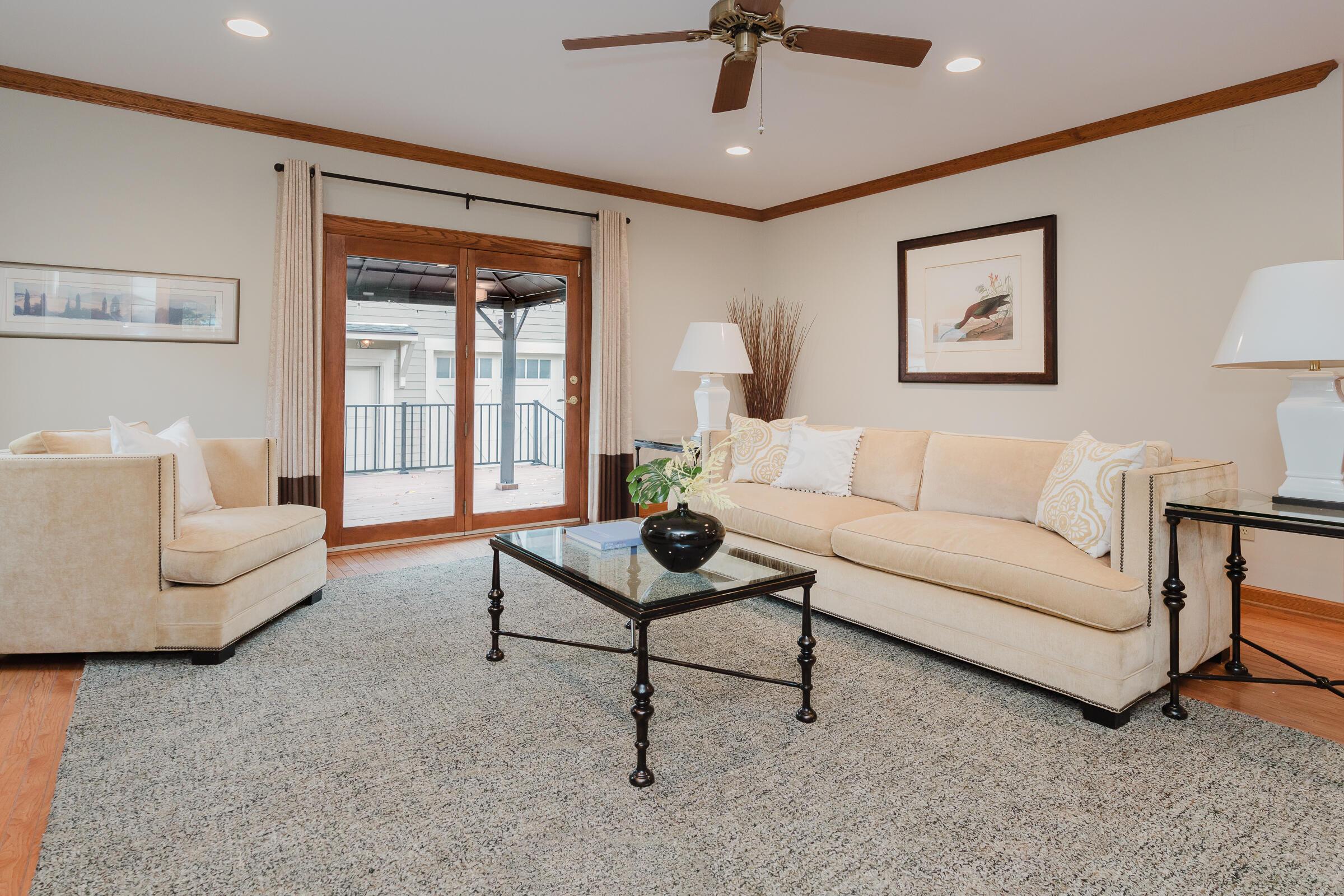 42 S Cassingham Road