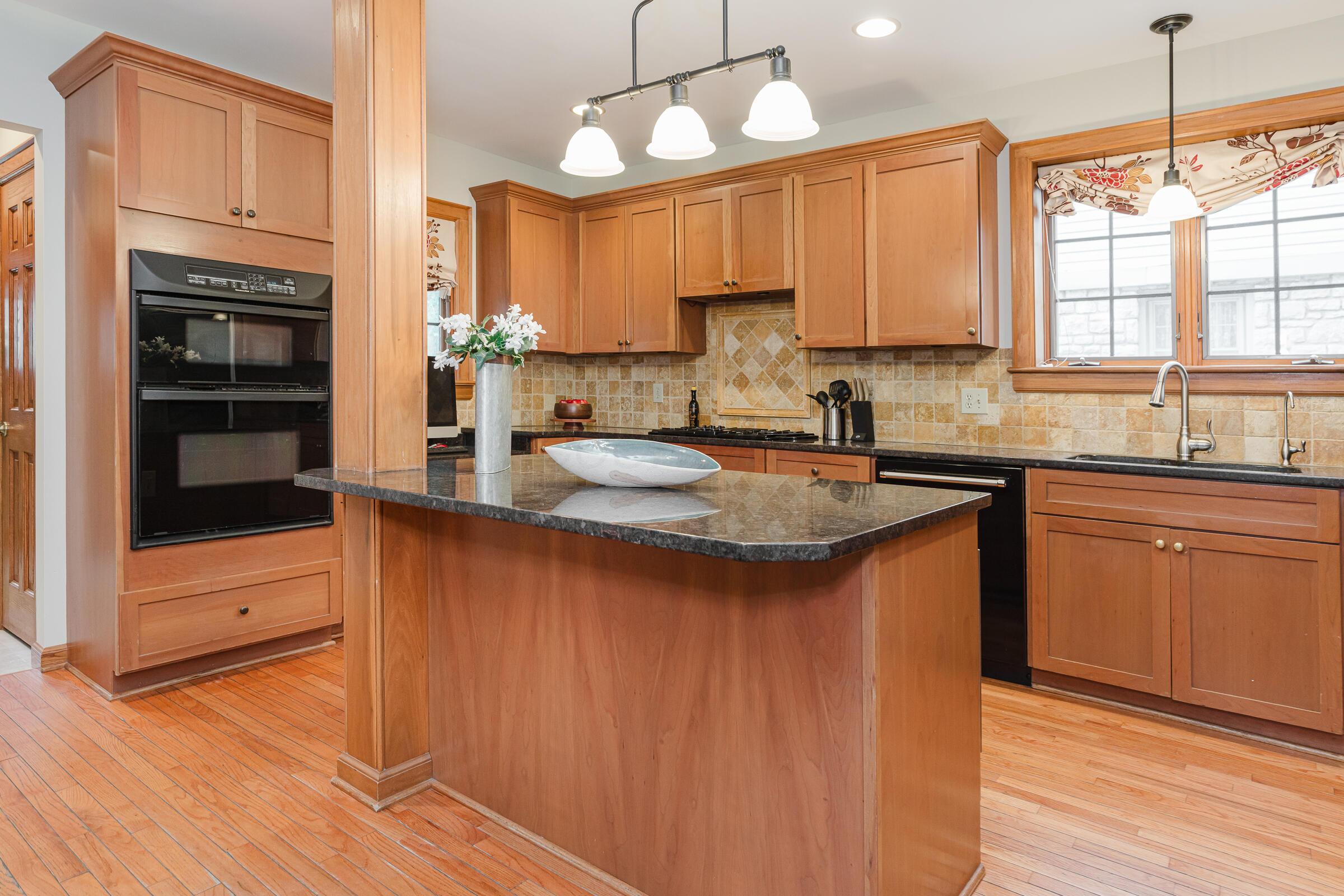 42 S Cassingham Road