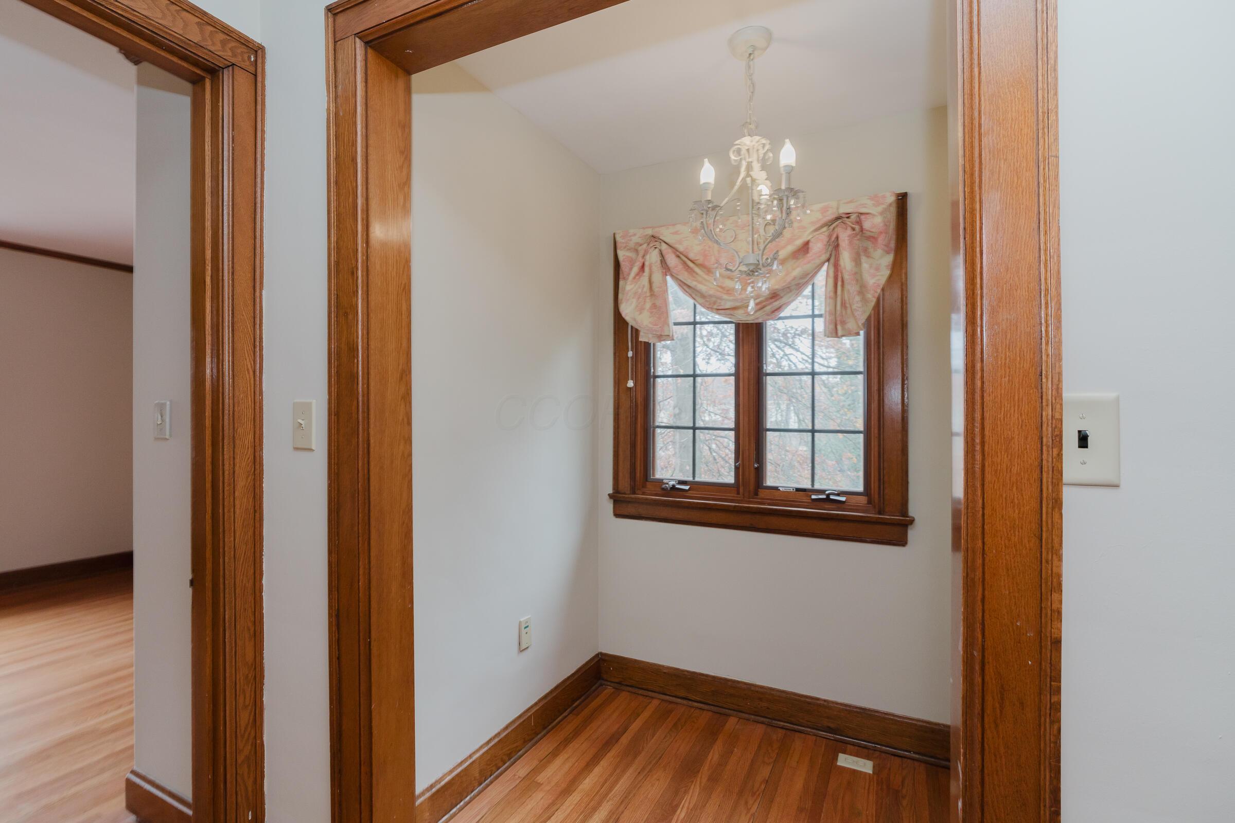 42 S Cassingham Road