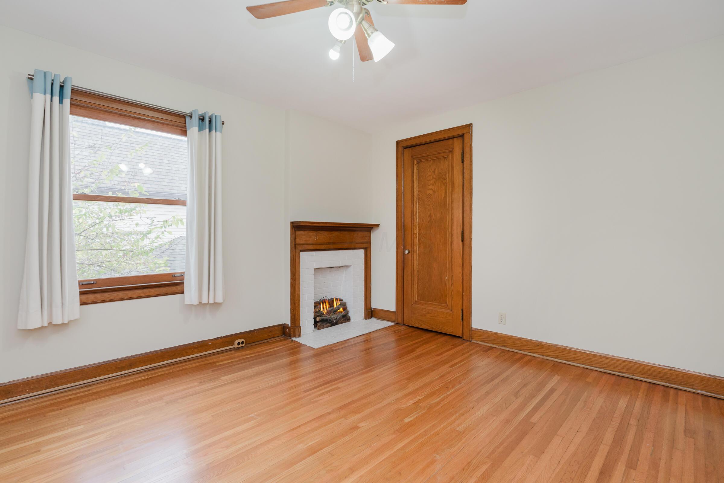 42 S Cassingham Road