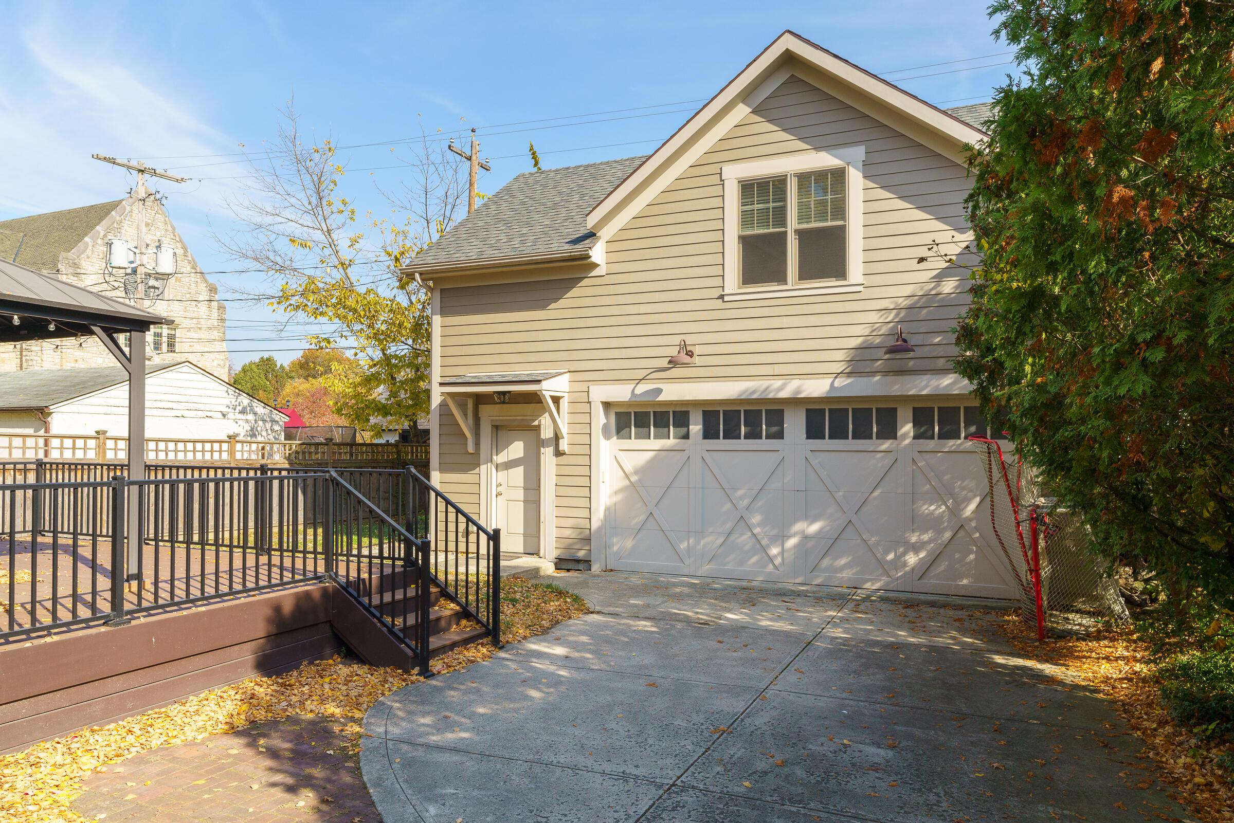 42 S Cassingham Road