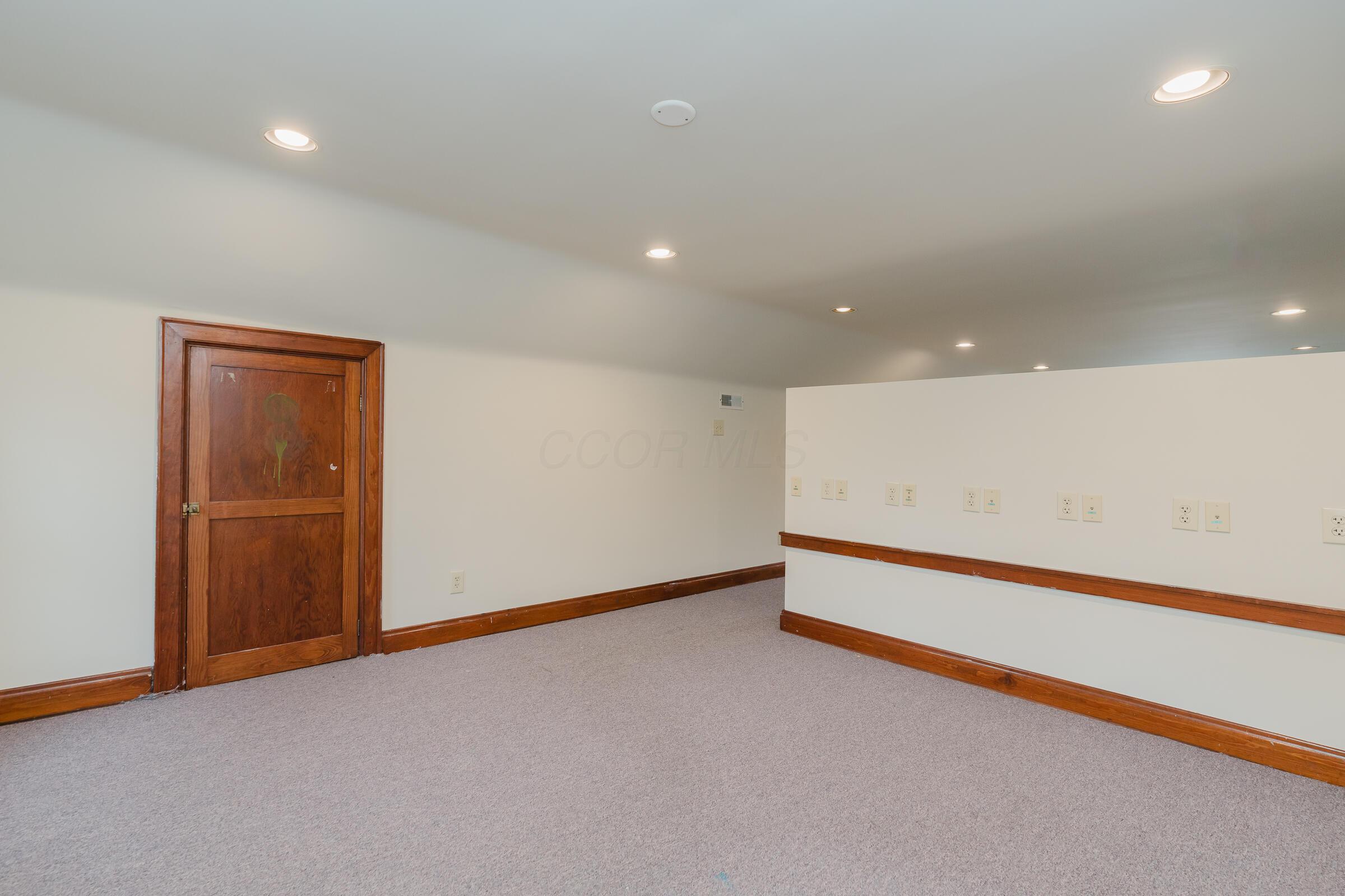 42 S Cassingham Road