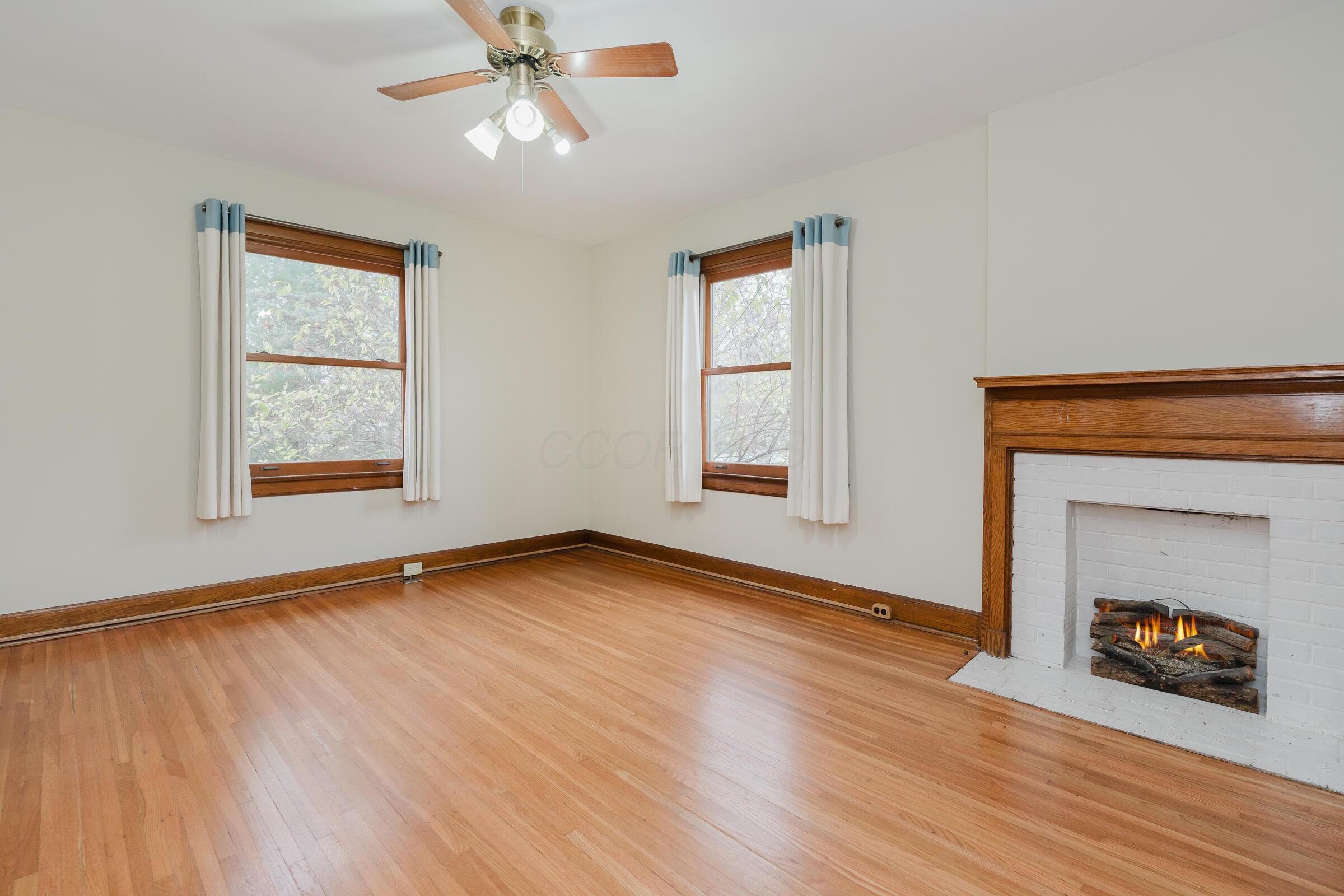 42 S Cassingham Road