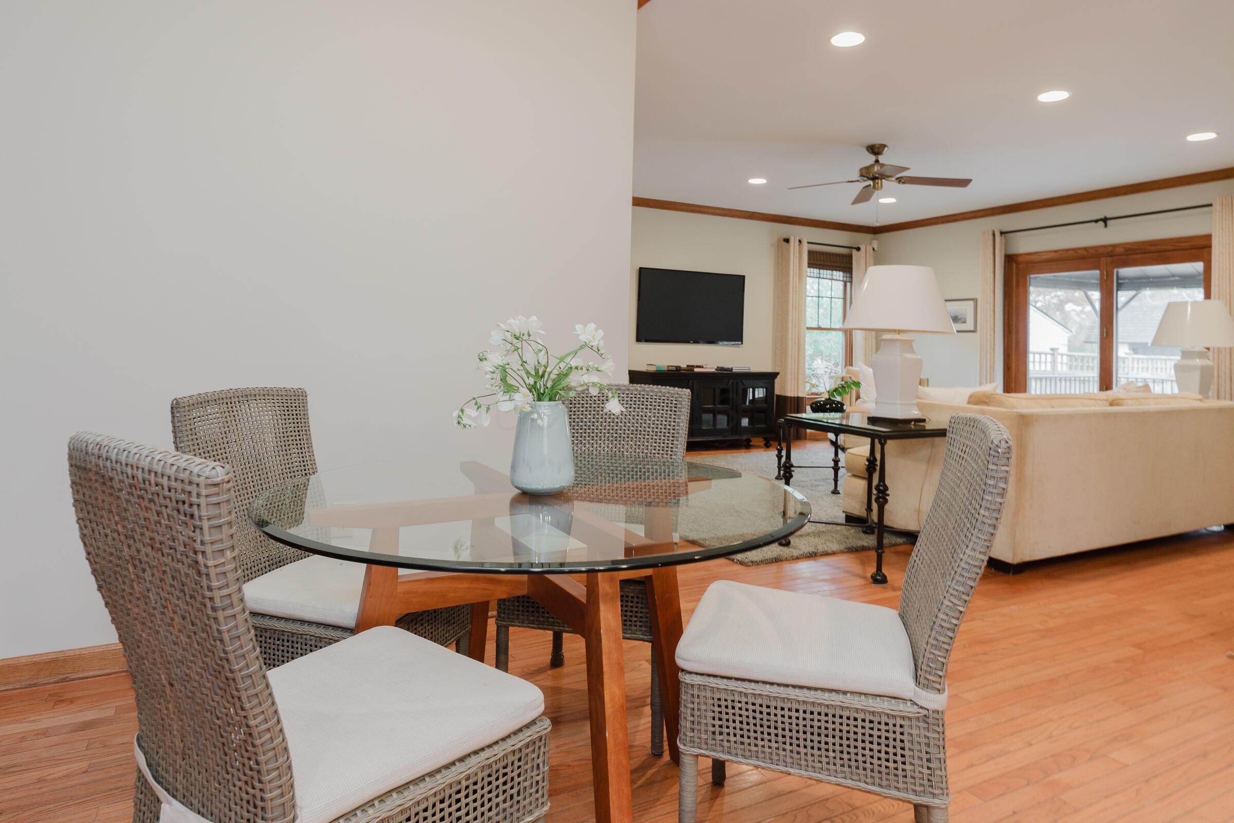 42 S Cassingham Road