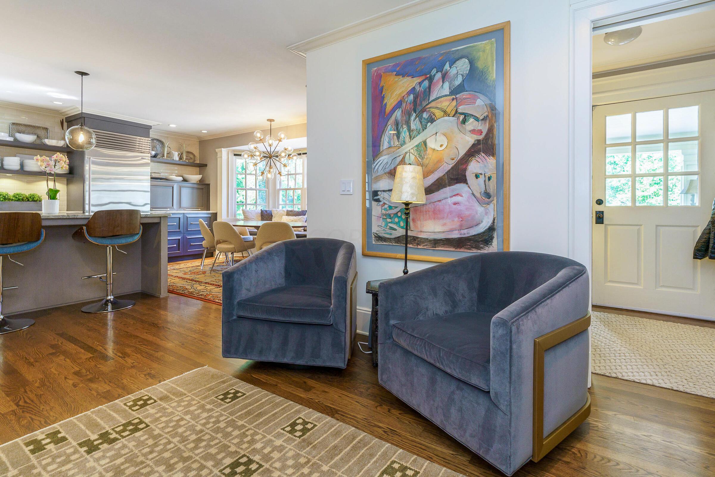 271 N Columbia Avenue