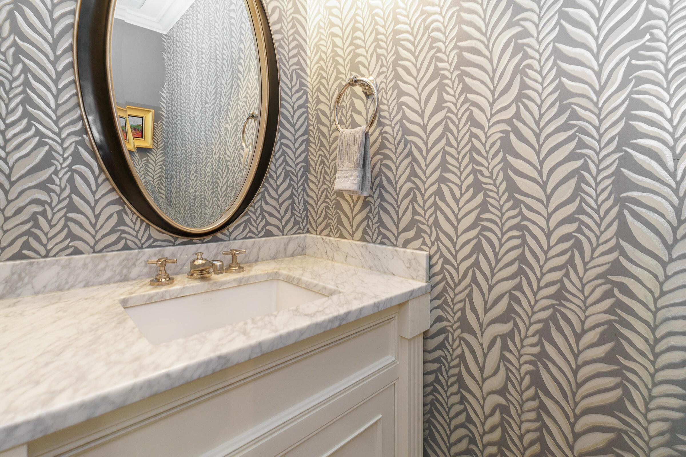 271 N Columbia Avenue