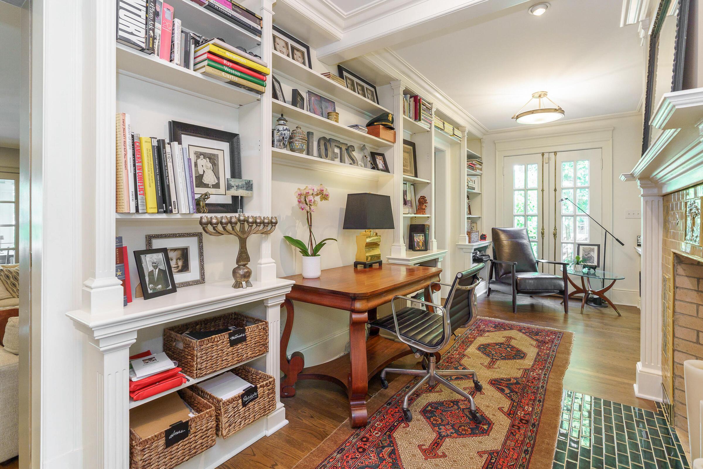 271 N Columbia Avenue