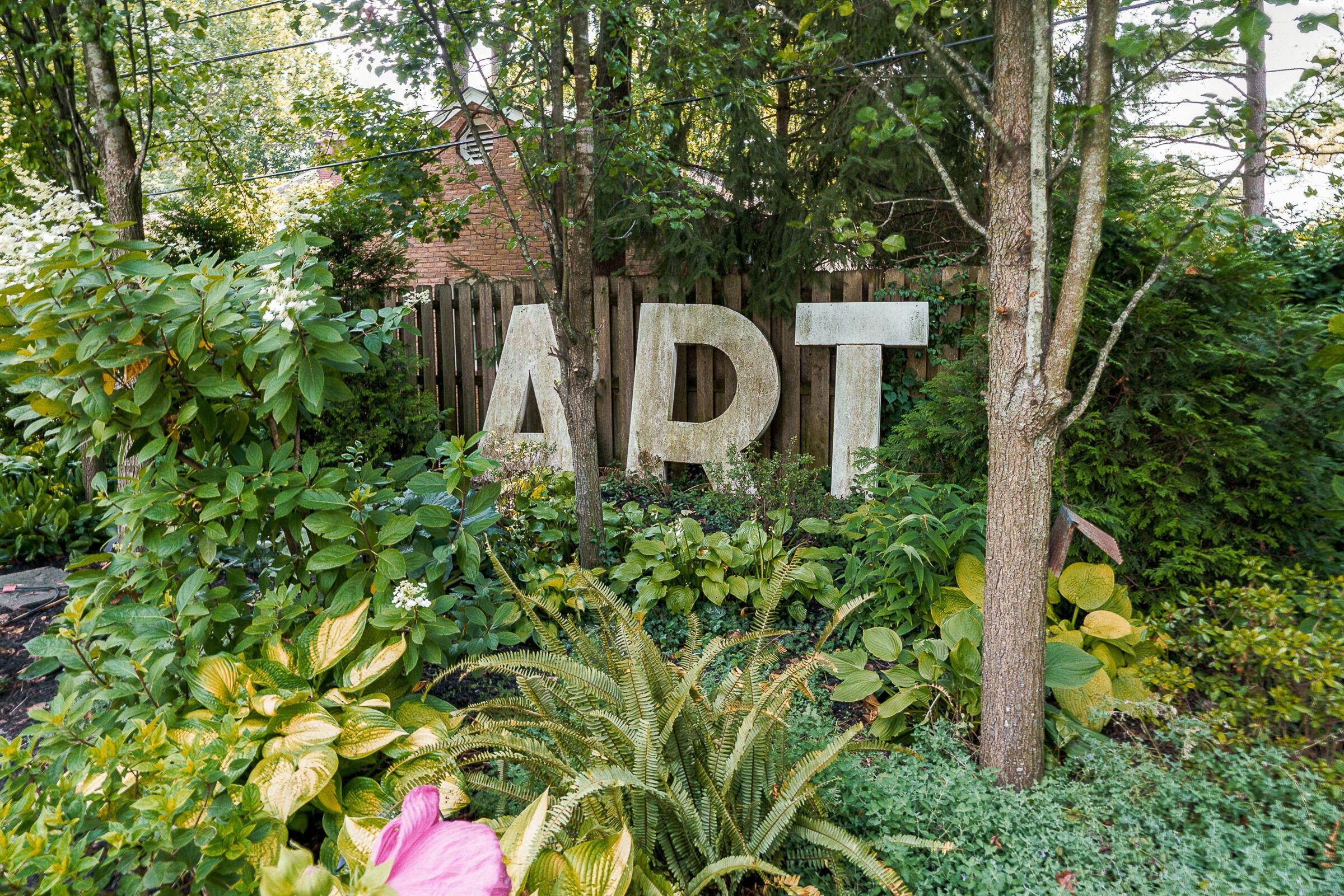 271 N Columbia Avenue