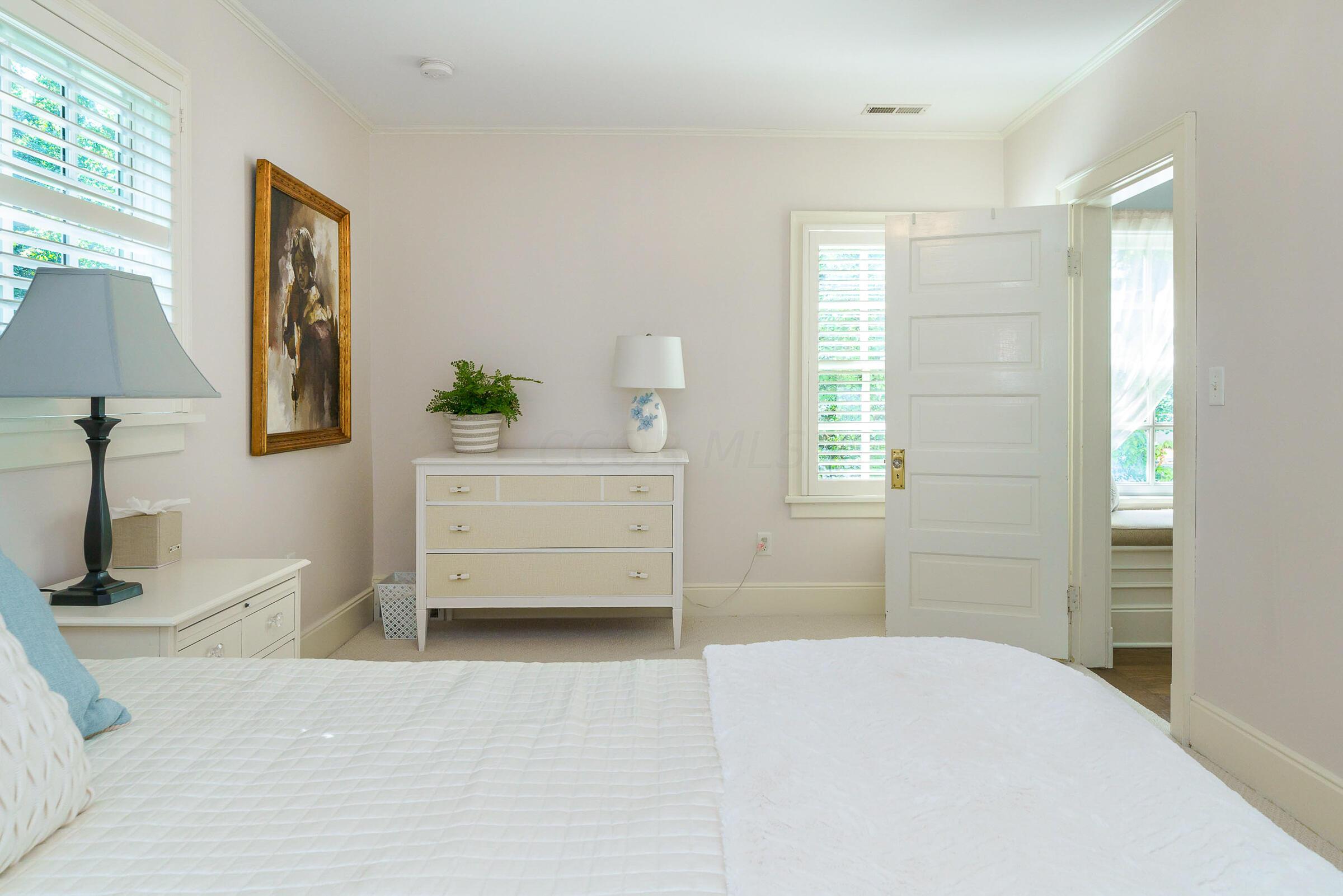 271 N Columbia Avenue