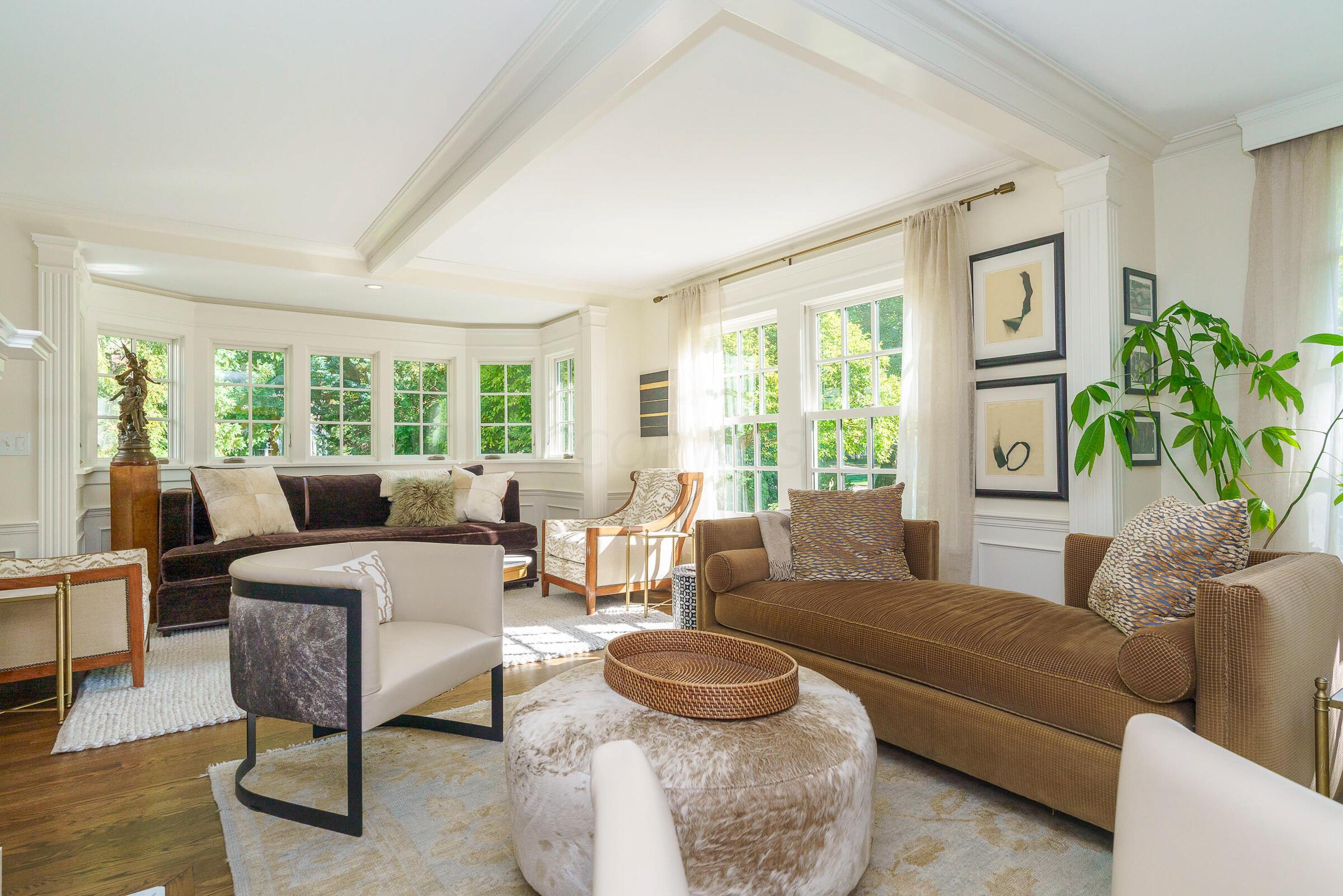 271 N Columbia Avenue