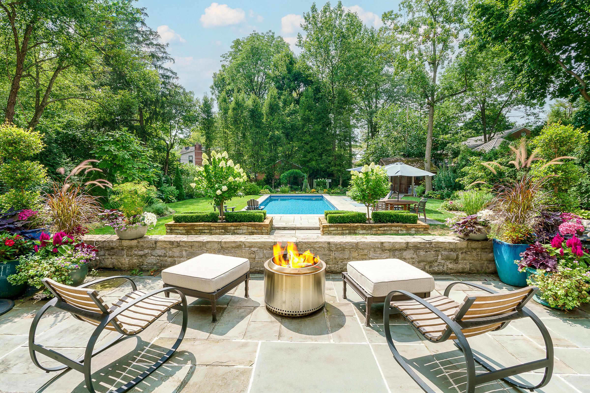 271 N Columbia Avenue