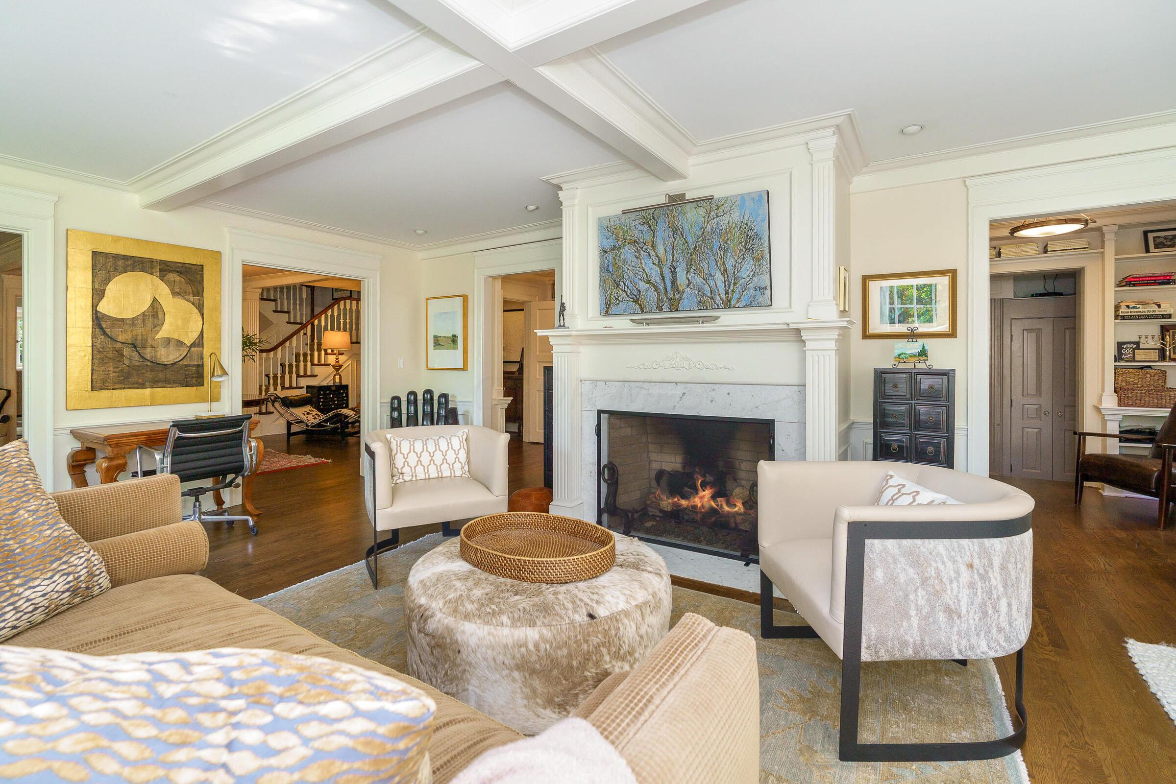 271 N Columbia Avenue