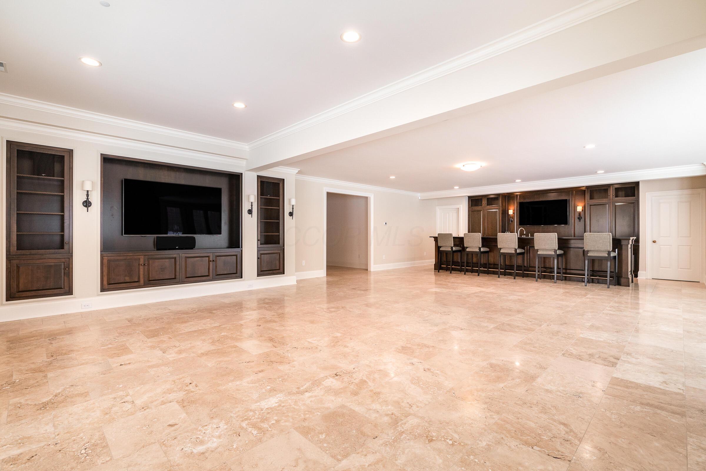 780 Home Road