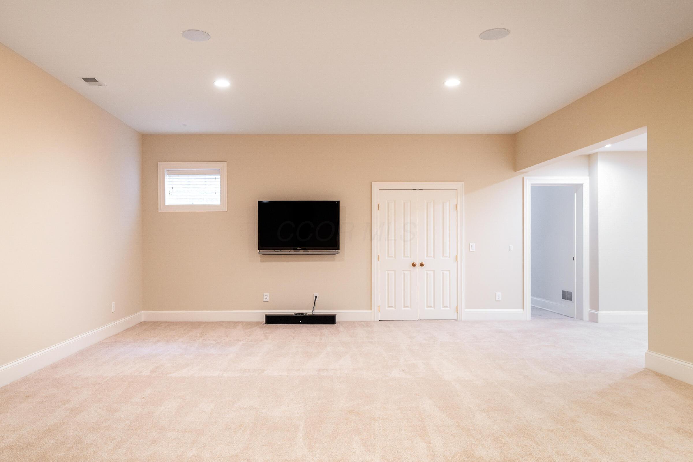780 Home Road