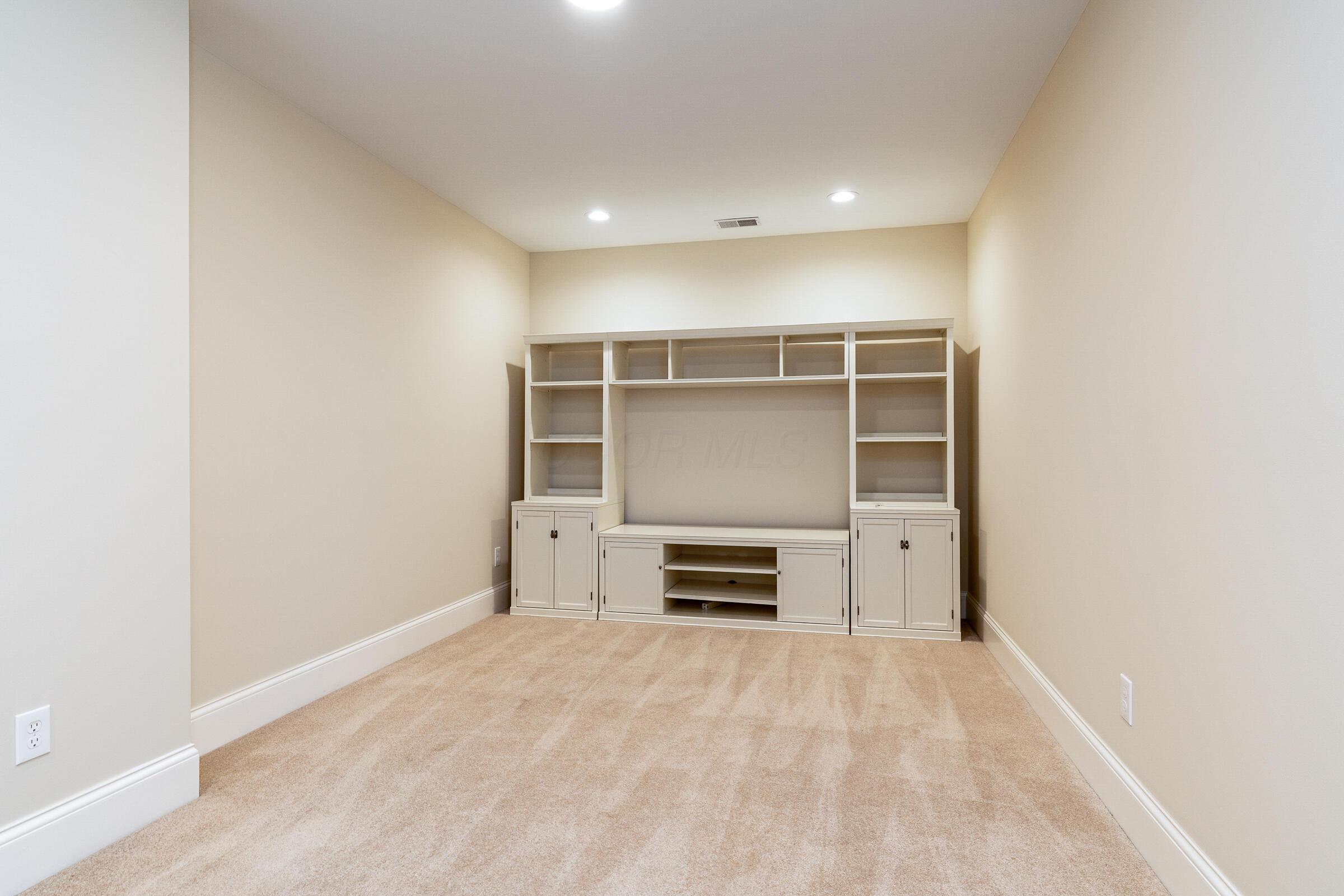 780 Home Road