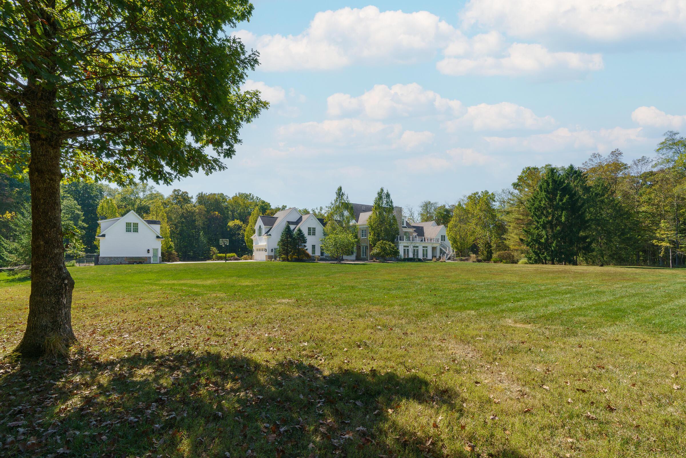 780 Home Road