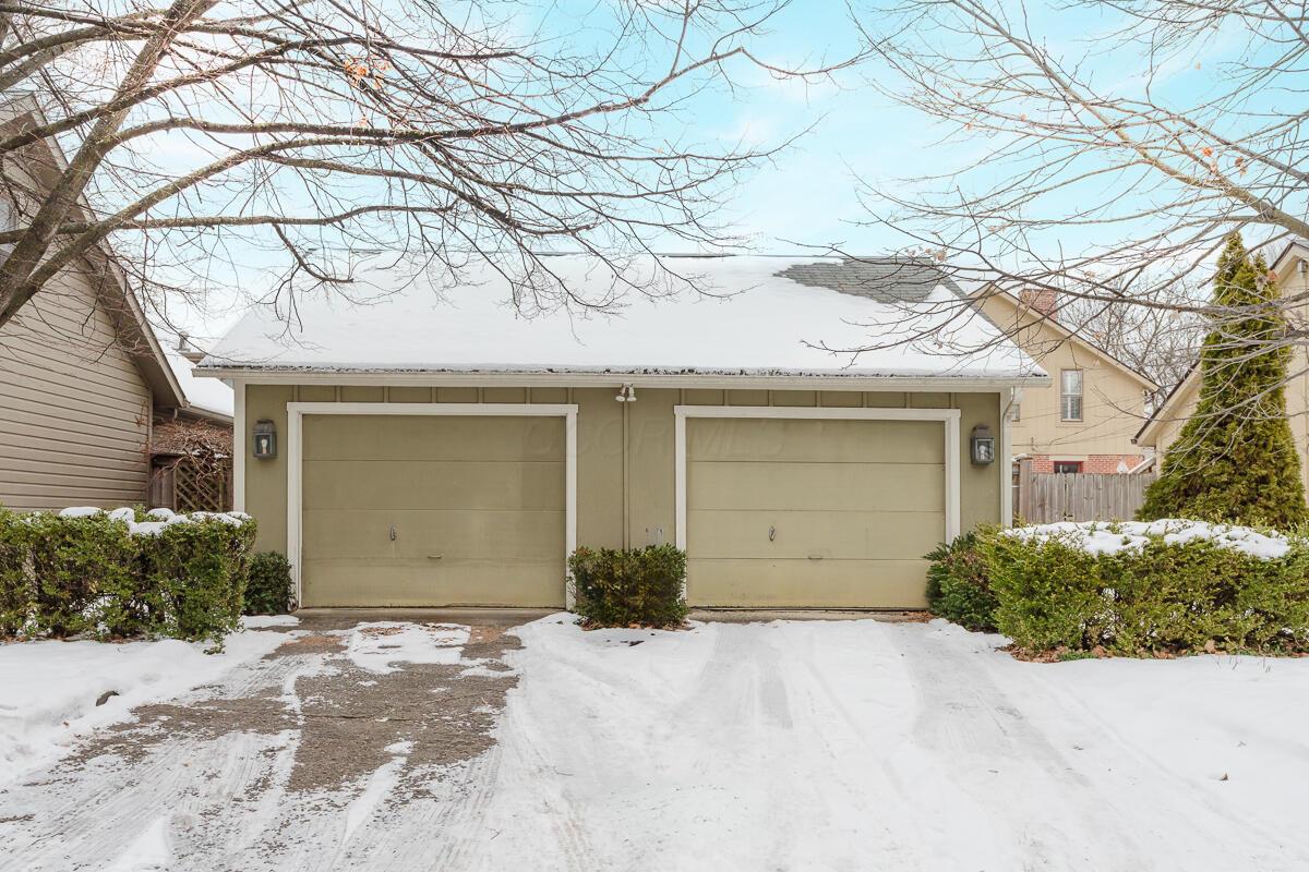 141-143 E Beck Street