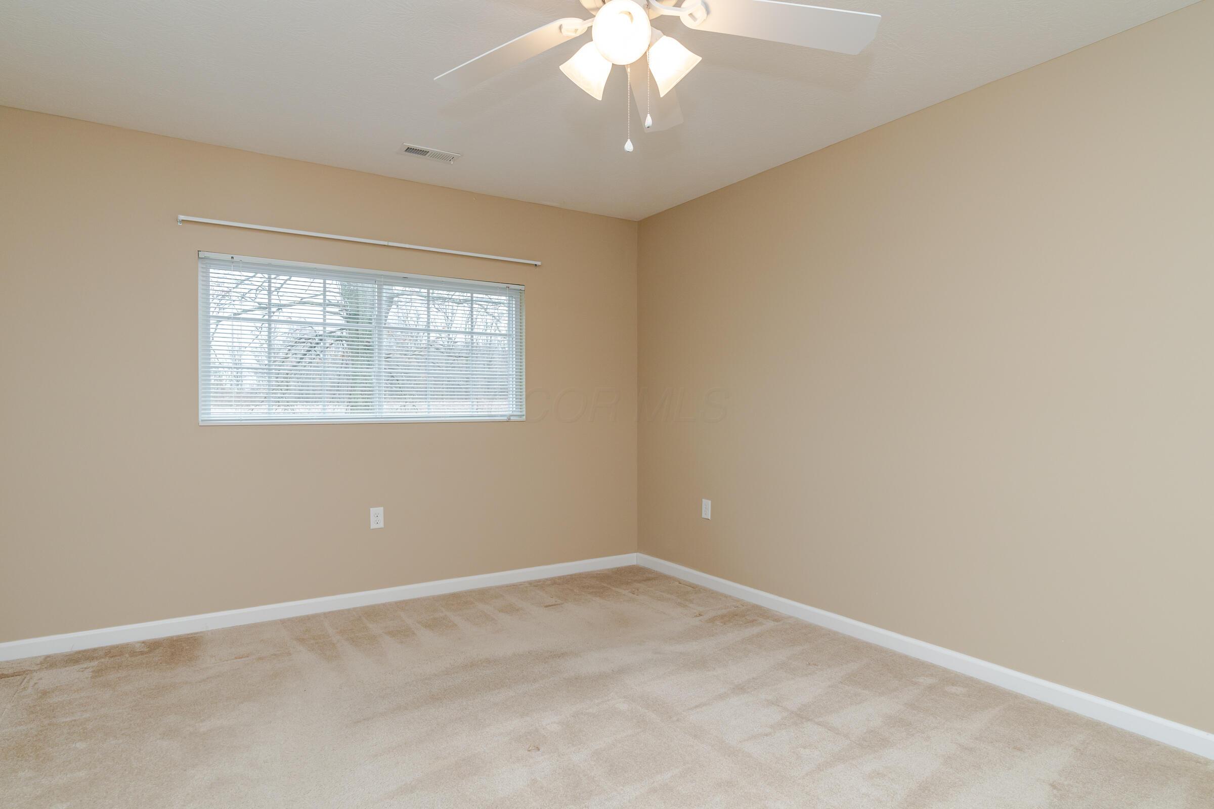 5696 Asherton Woods Drive