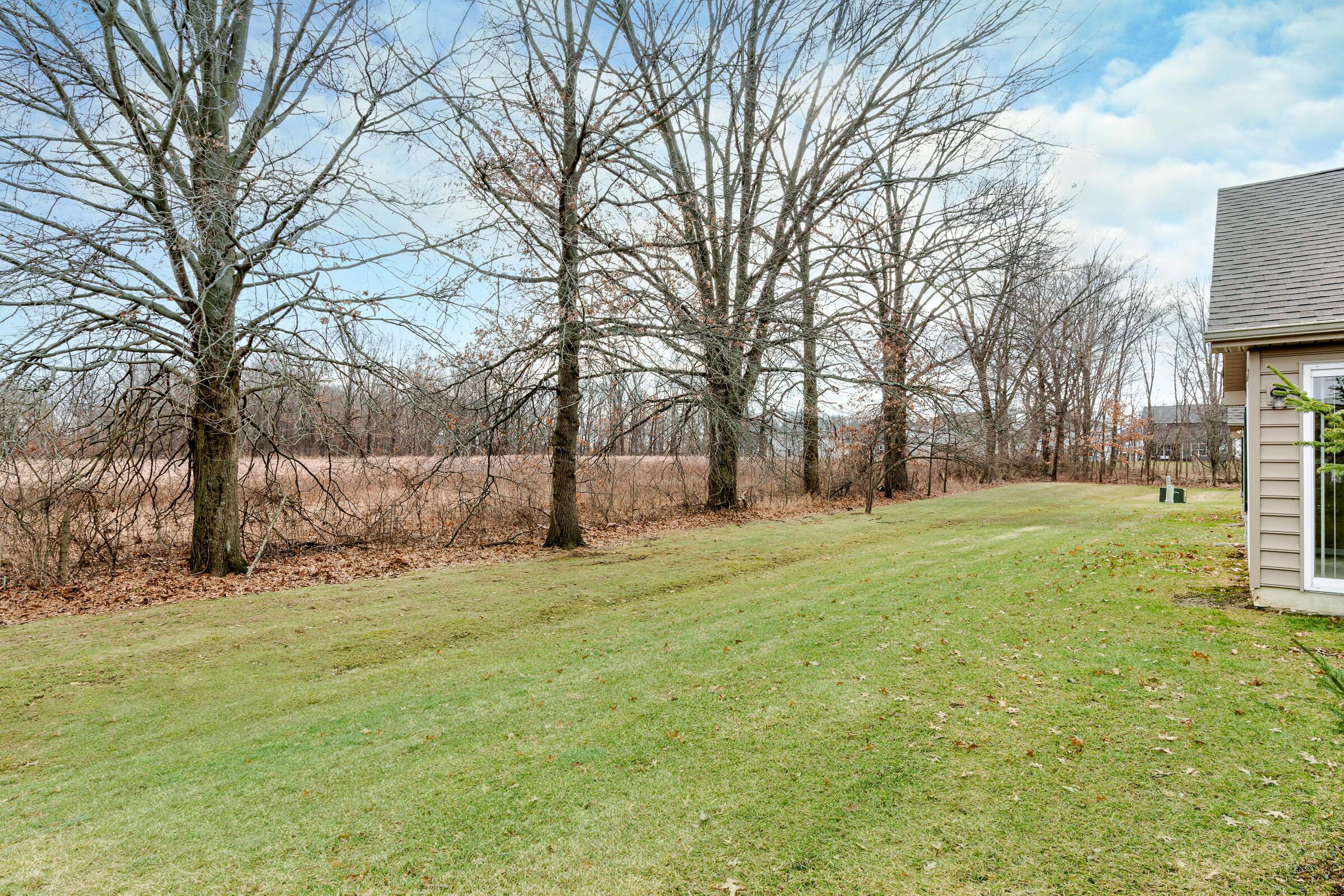 5696 Asherton Woods Drive