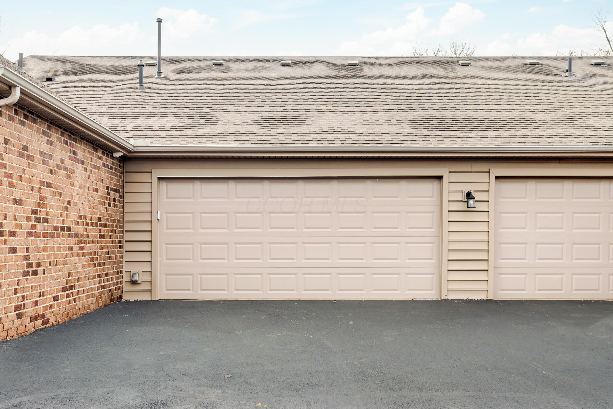 5696 Asherton Woods Drive