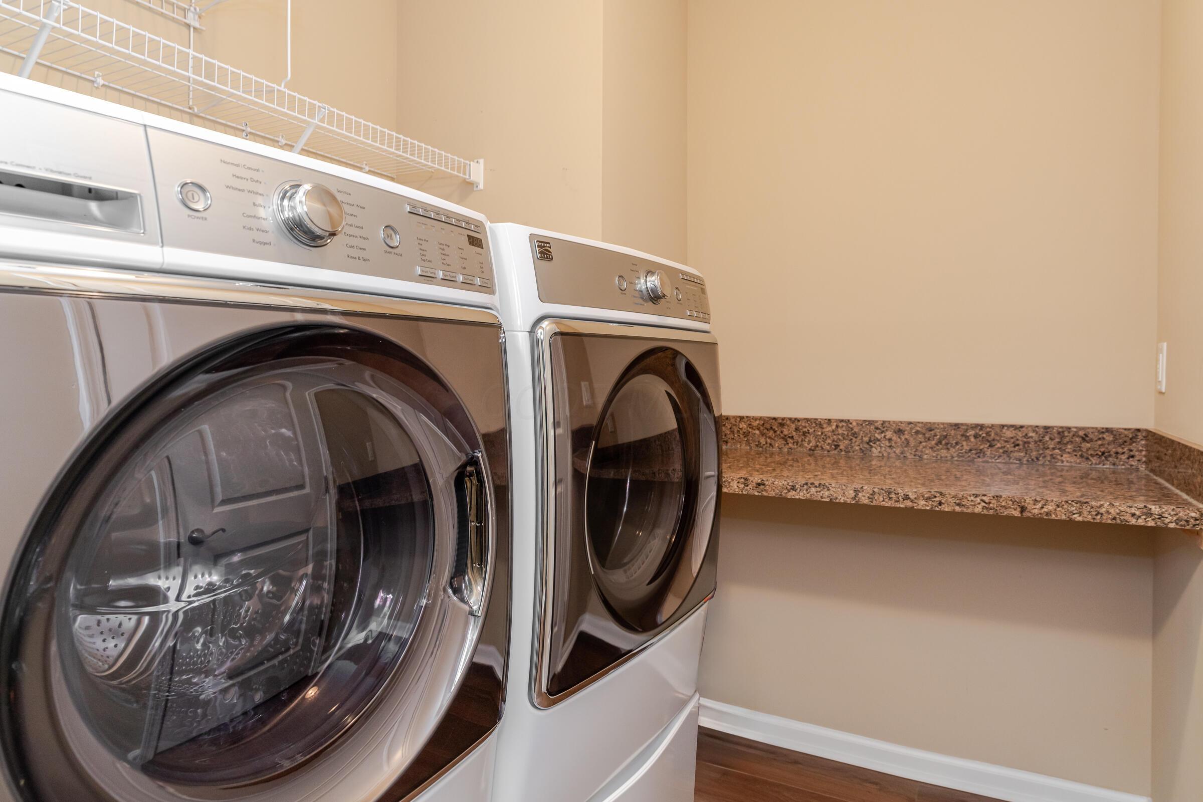 5696 Asherton Woods Drive