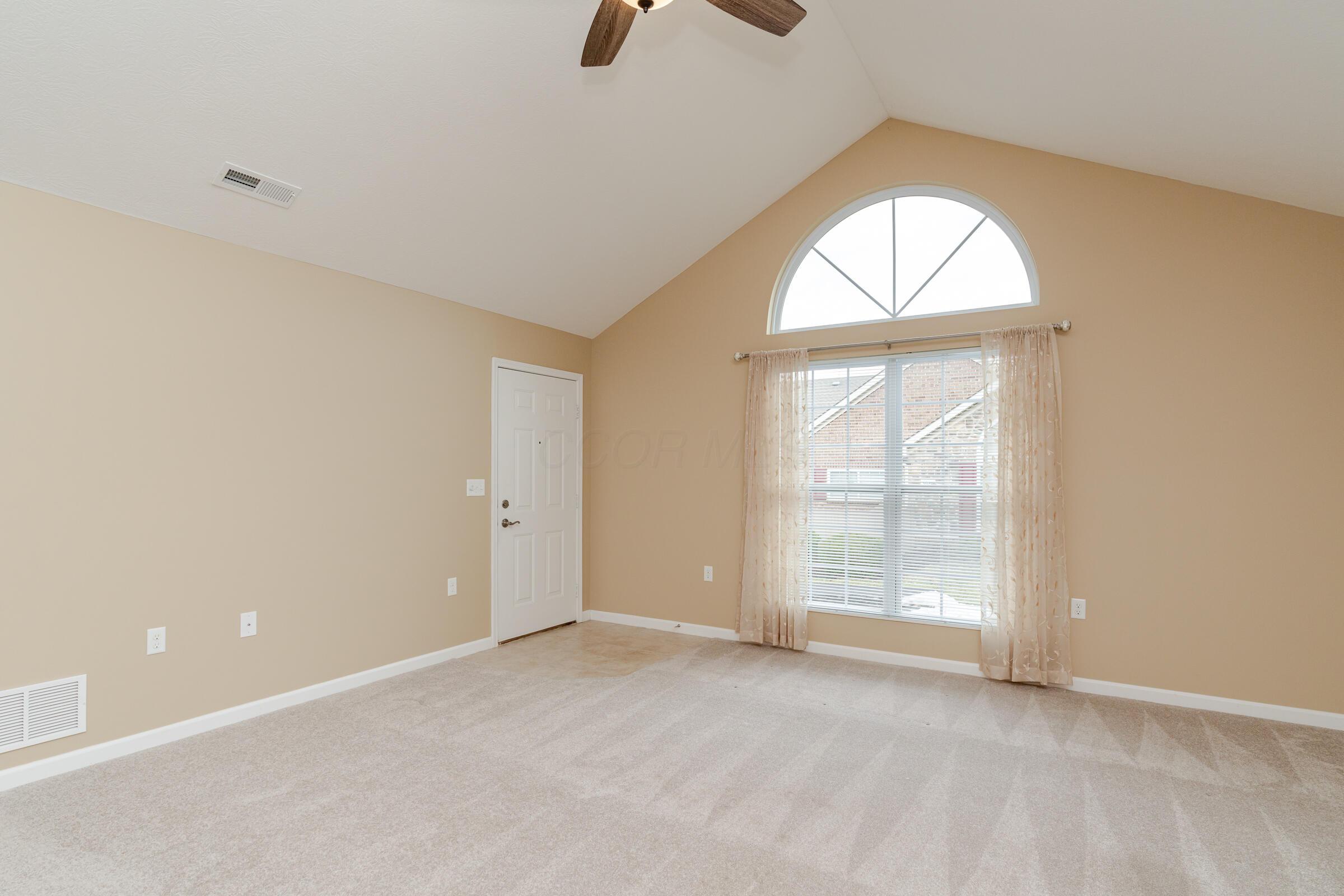 5696 Asherton Woods Drive