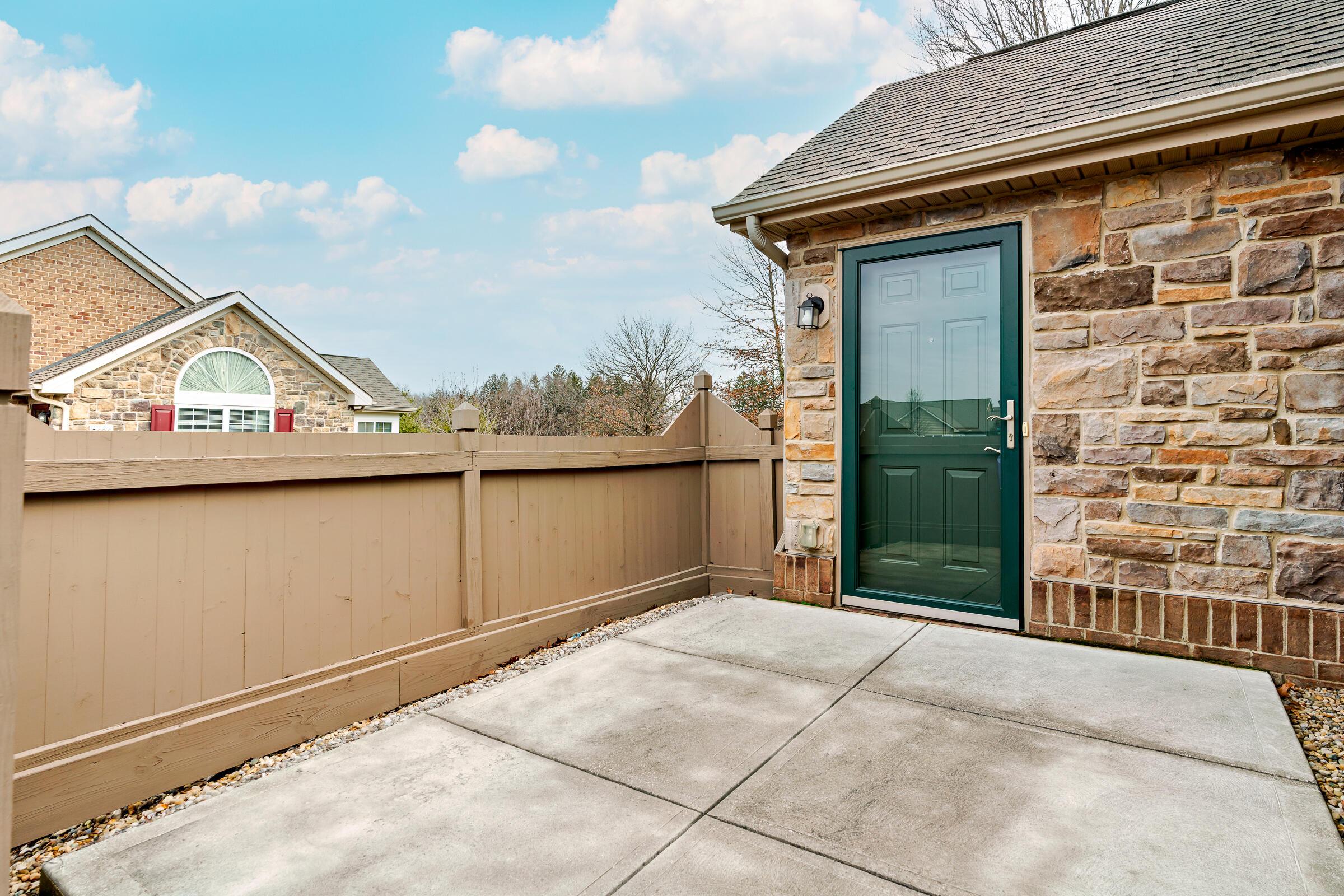 5696 Asherton Woods Drive