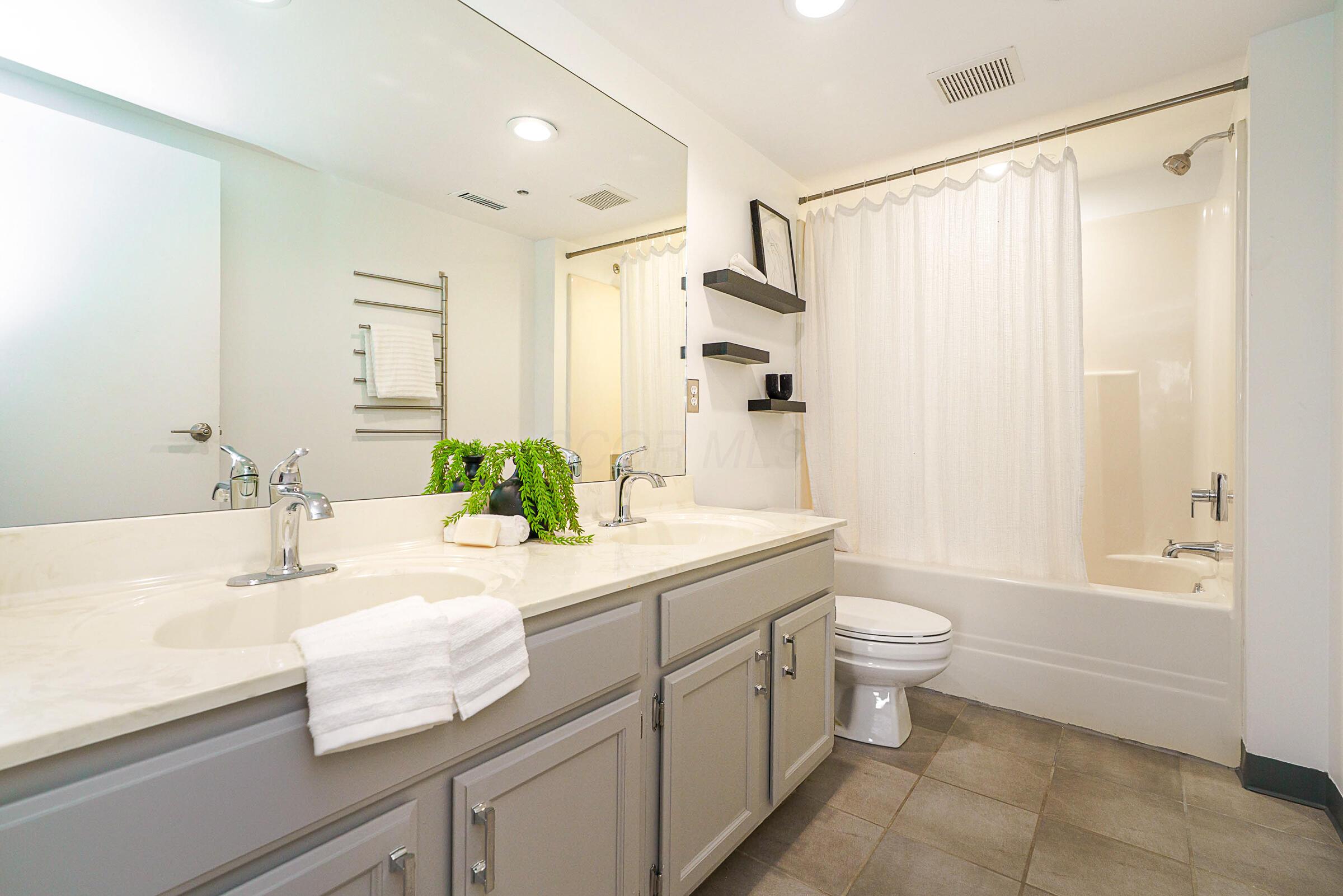 432 E Rich Street, 3I