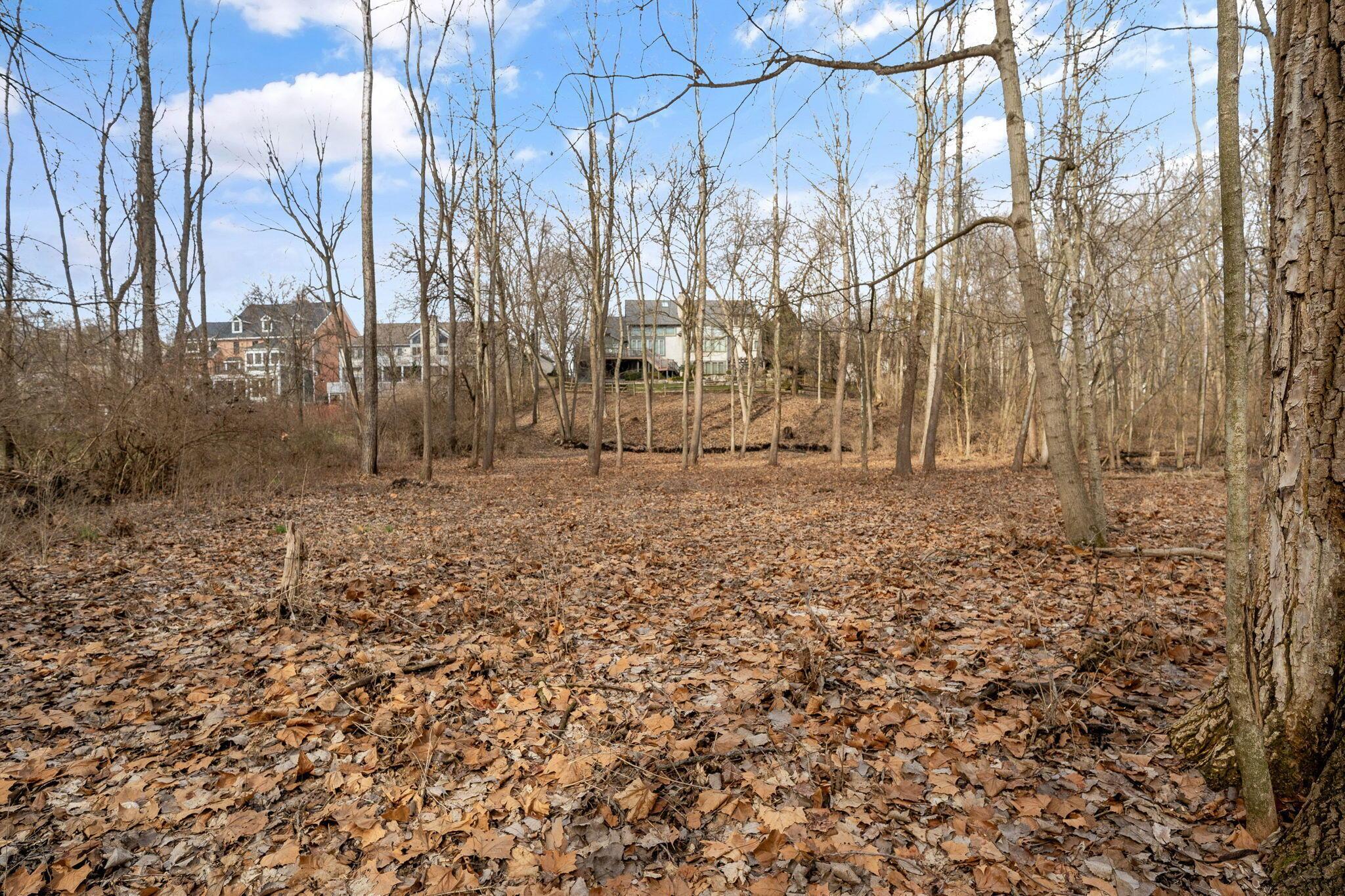 6637 Lakeside Circle E