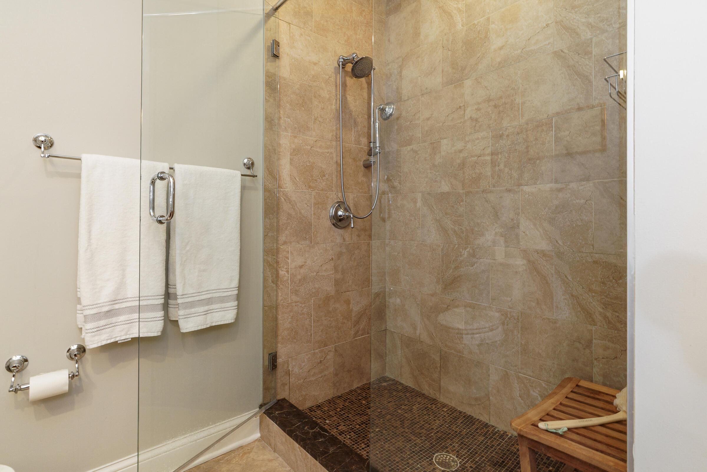 500 S Parkview Avenue, 205