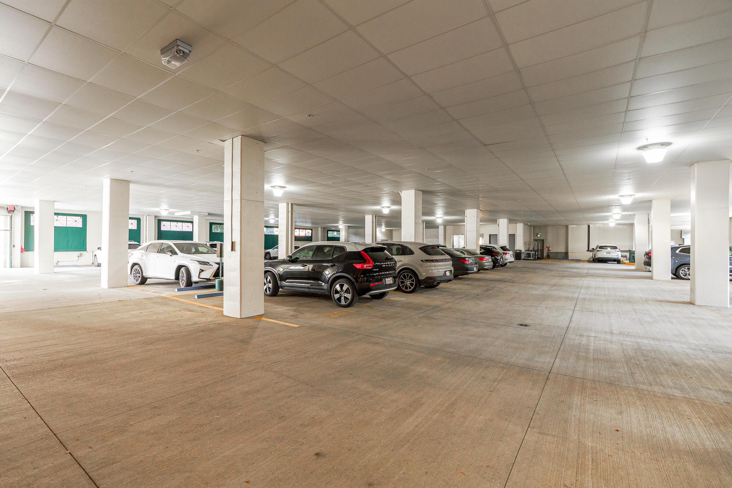 500 S Parkview Avenue, 205