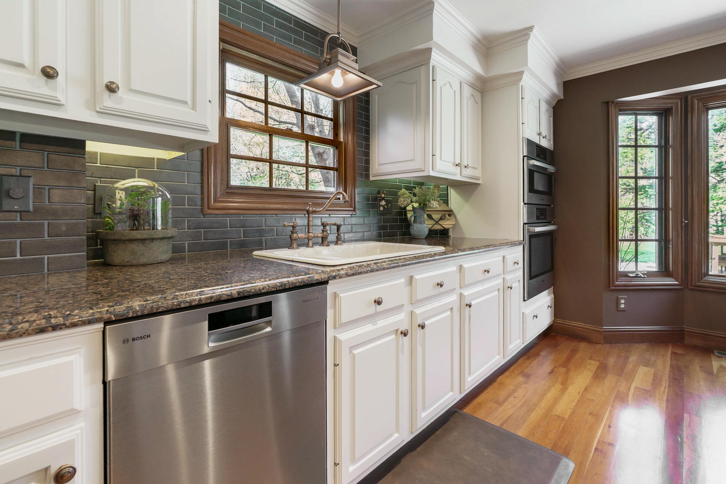 6500 Plesenton Drive