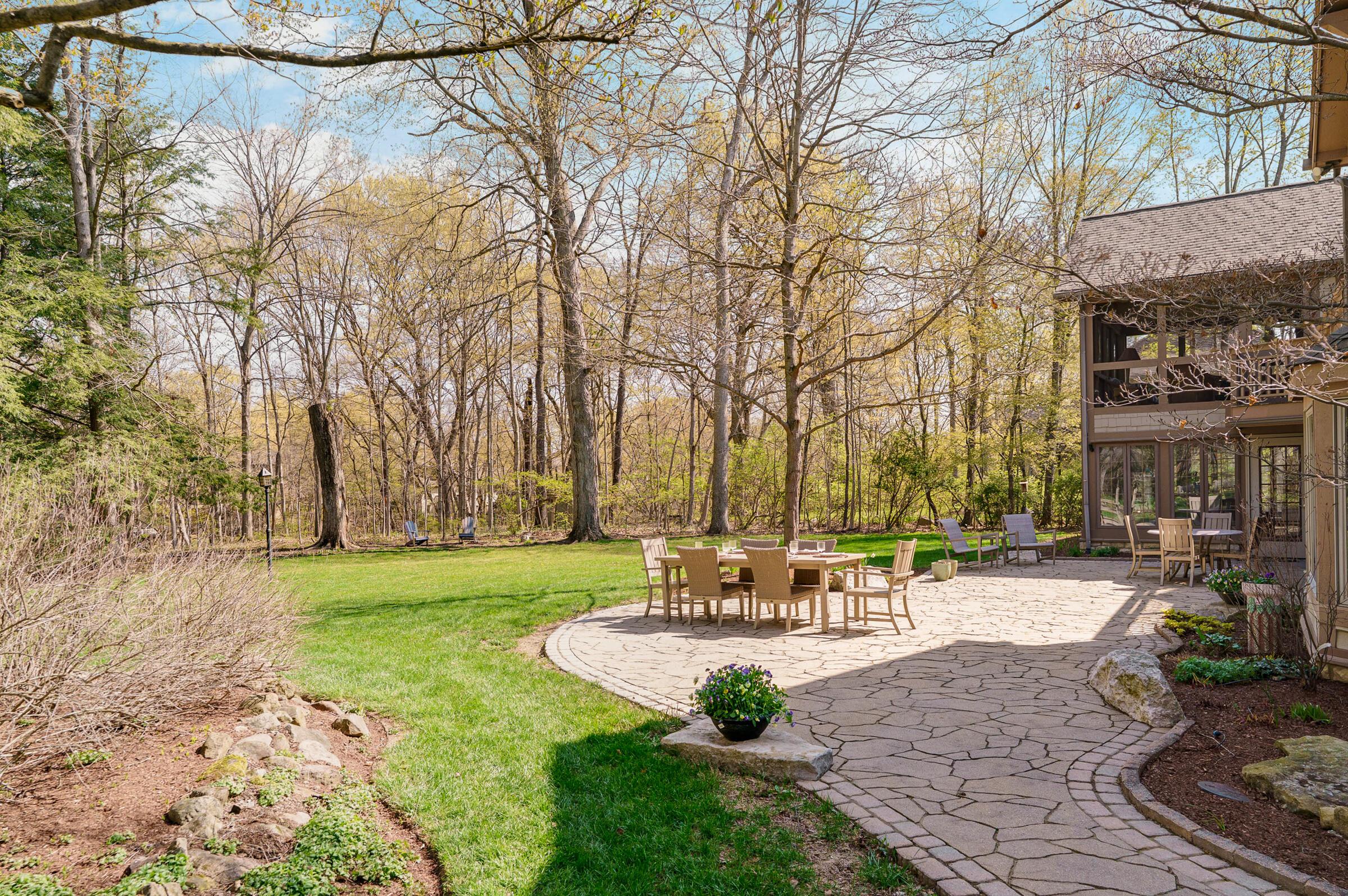 6500 Plesenton Drive